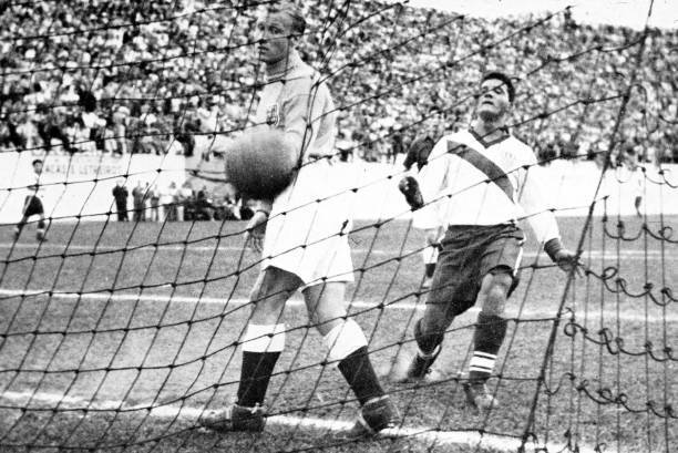 goalkeeper Bert Williams Haitian American soccer player Joe Ga- 1950 Old Photo