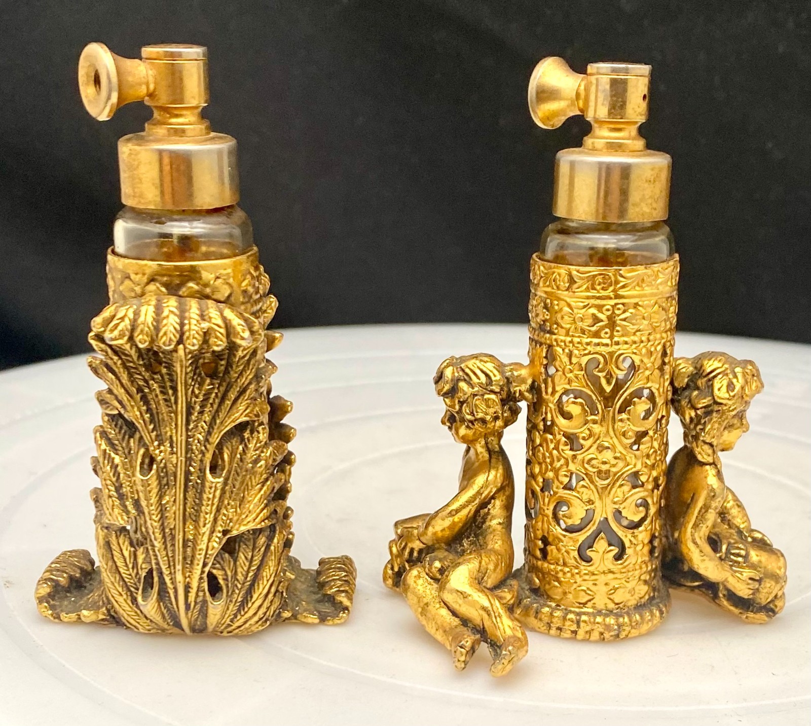 VINTAGE STYLEBUILT GOLD ORMOLU CHERUB LEAF PERFUME ATOMIZER BOTTLES PAIR SET