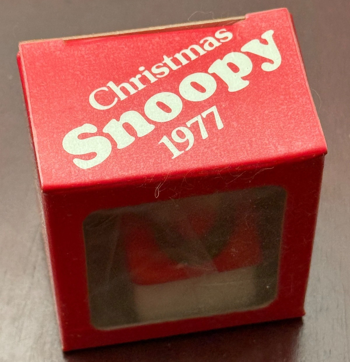 Vintage 1977 Peanuts Snoopy Doghouse Ceramic Christmas Ornament Vintage 1977 Peanuts Snoopy Doghouse Ceramic Christmas Ornament