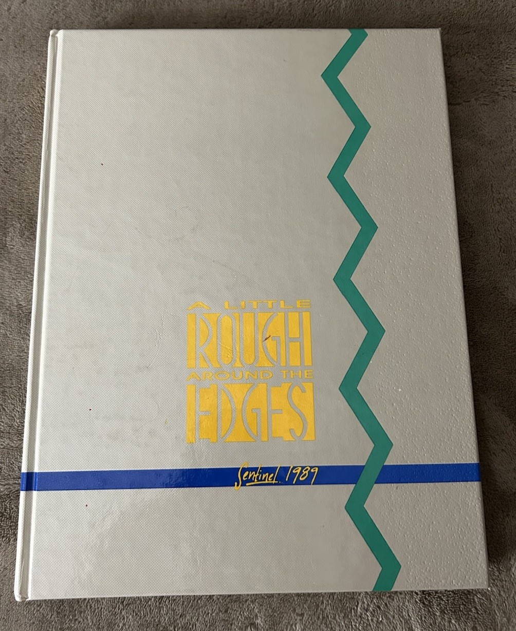1989 Saguaro High School Yearbook - Scottsdale, Arizona NO MARKS WITHIN