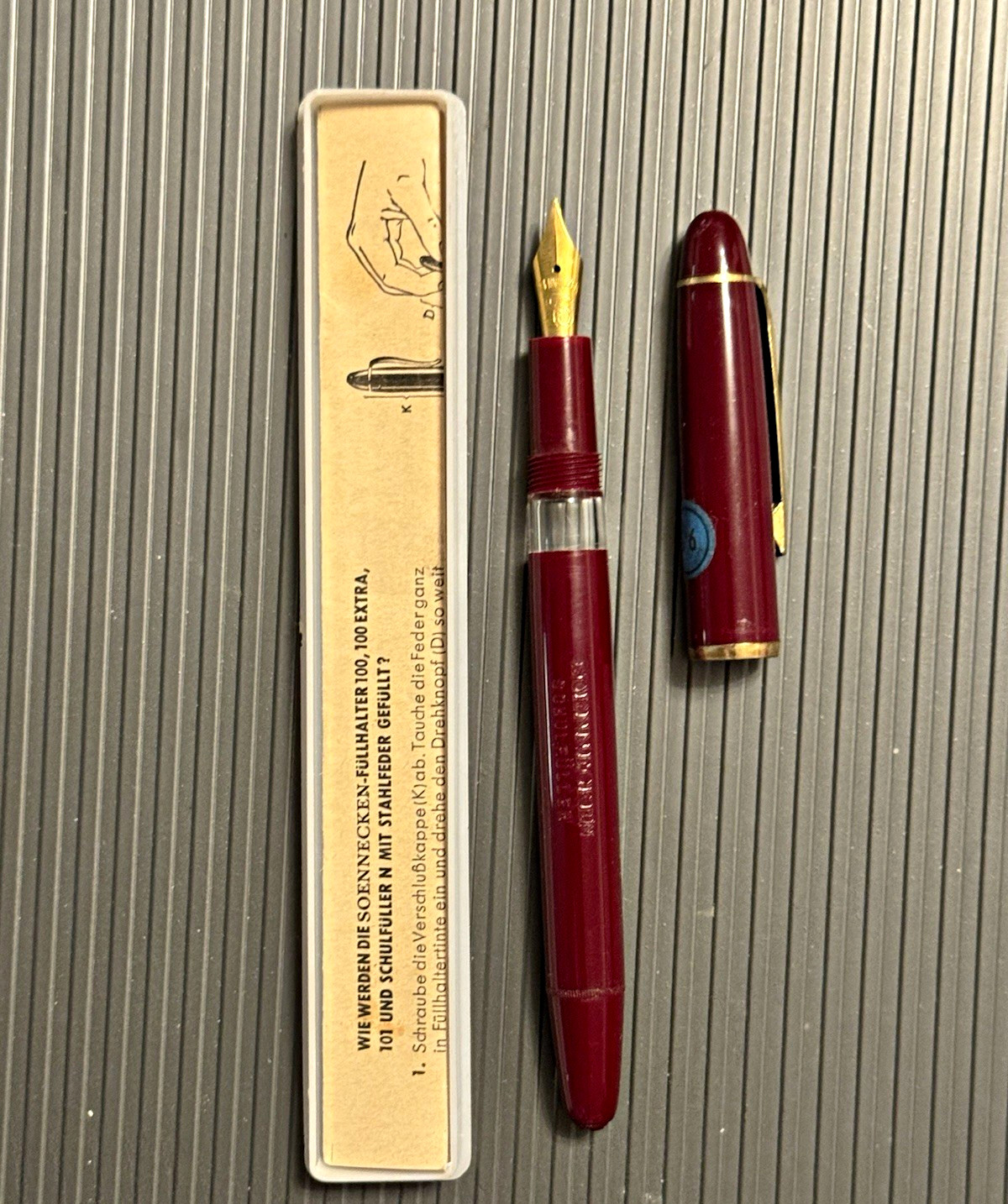 Soennecken Vintage Maroon/Red Fountain Pen EF Gold plated Nib Gold Trim