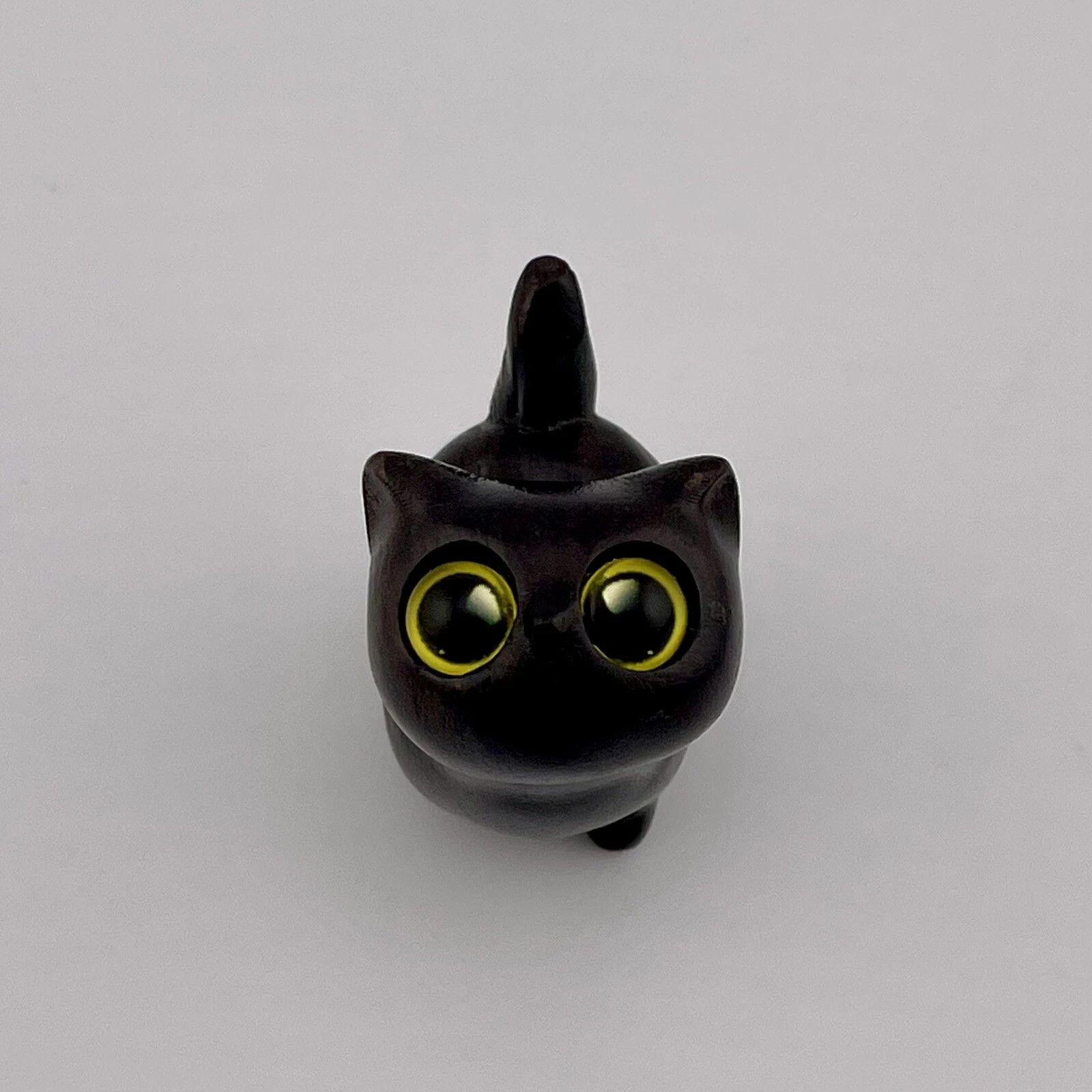 Adorable Tiny Black Wood Cat With Yellow Eyes Desk Adorable Tiny Black Wood Cat With Yellow Eyes Desk
