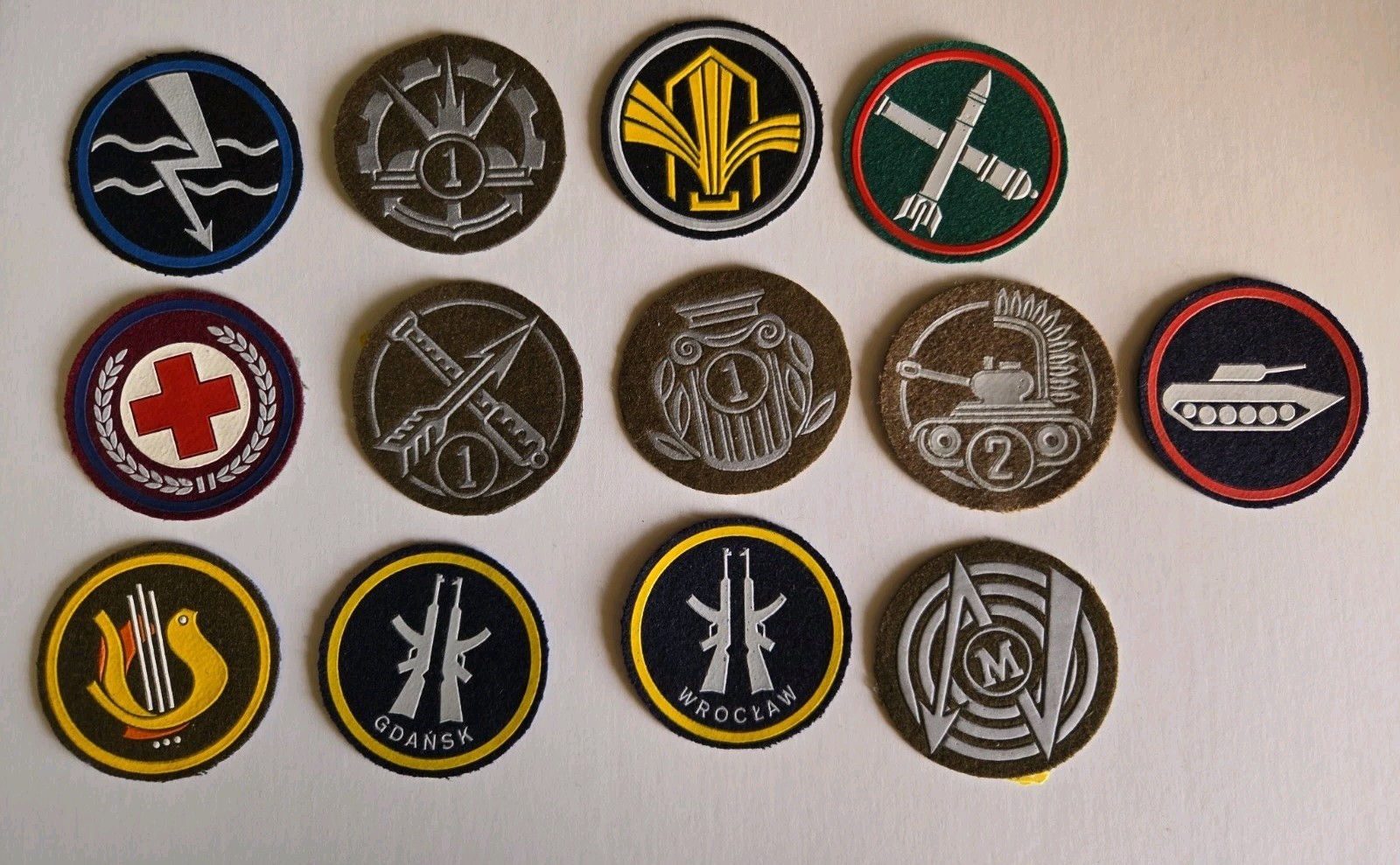 Lot Of Vintage Polish Army Patches Lot Of 13