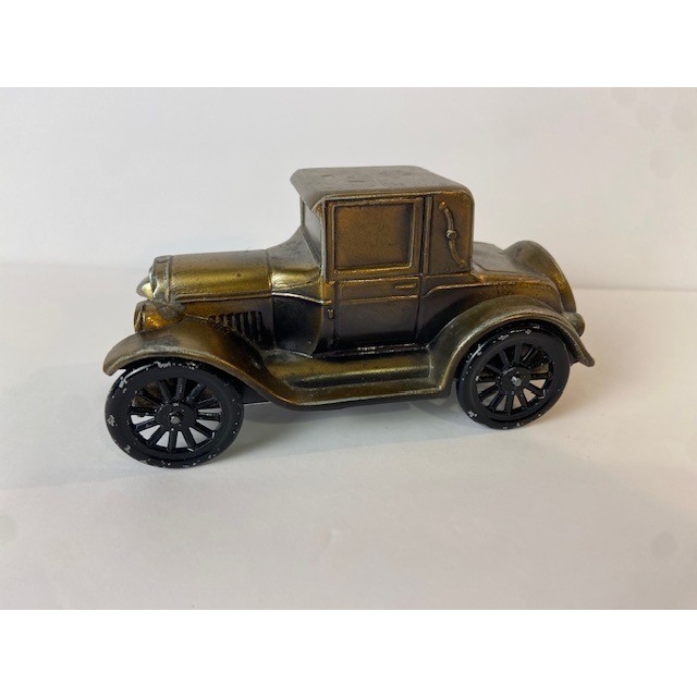 Vintage Banthrico 1926 Coupe Diecast Metal Coin Bank Chicago USA Bronze Tone Vintage Banthrico 1926 Coupe Diecast Metal Coin Bank Chicago USA Bronze Tone
