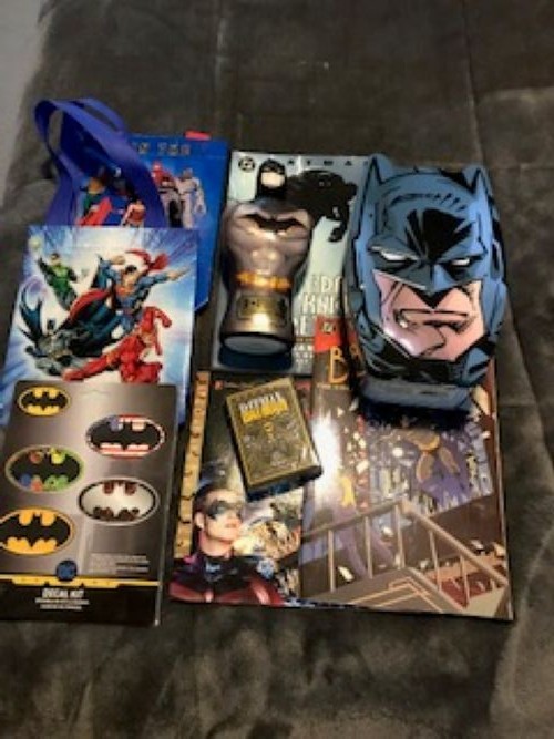 Lot of 8 BATMAN Items (Books/Shampoo/Tin/Decals) - Slightly Used, Low Shipping