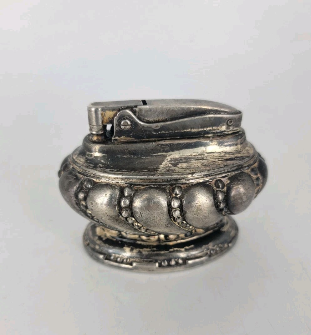 Vtg 1950s Ronson Crown Silver Plated Etched Design Table Lighter MCM Vtg 1950s Ronson Crown Silver Plated Etched Design Table Lighter MCM