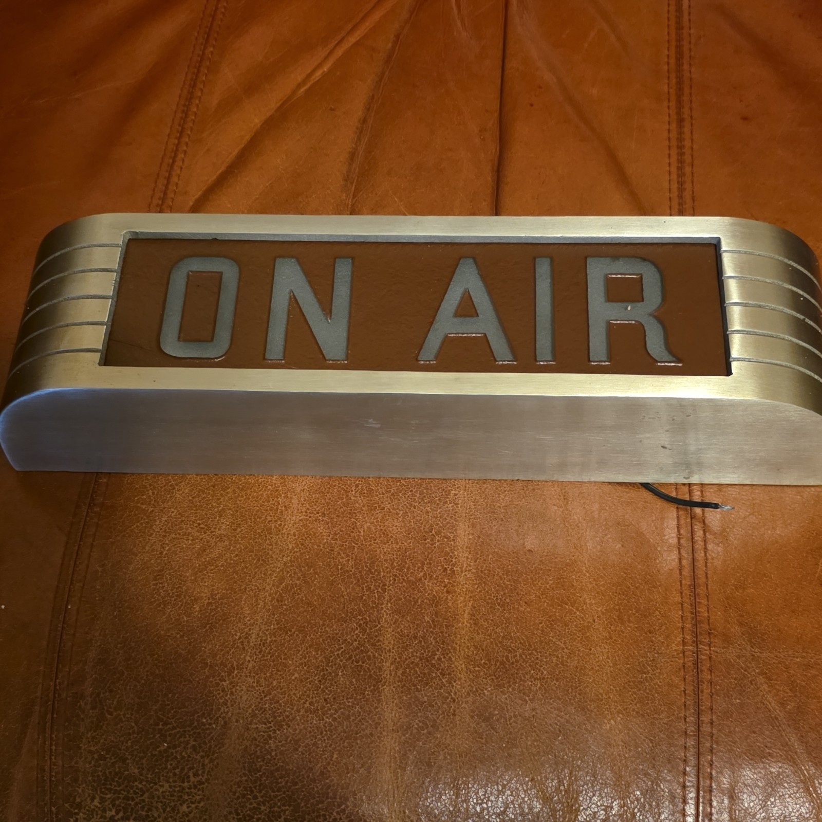 VINTAGE OLD ANTIQUE RCA JOHN VASSOS ORIGINAL ON AIR RADIO ART DECO LIGHTUP SIGN