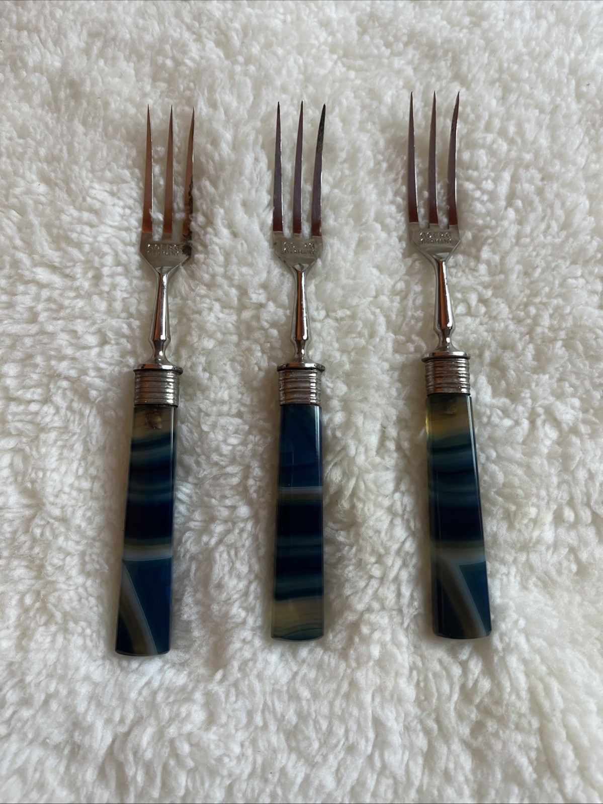 VTG GOERG GERMANY Cold Meat Forks Agate Blue Handles Mid-century Lot Of 3 VTG GOERG GERMANY Cold Meat Forks Agate Blue Handles Mid-century Lot Of 3