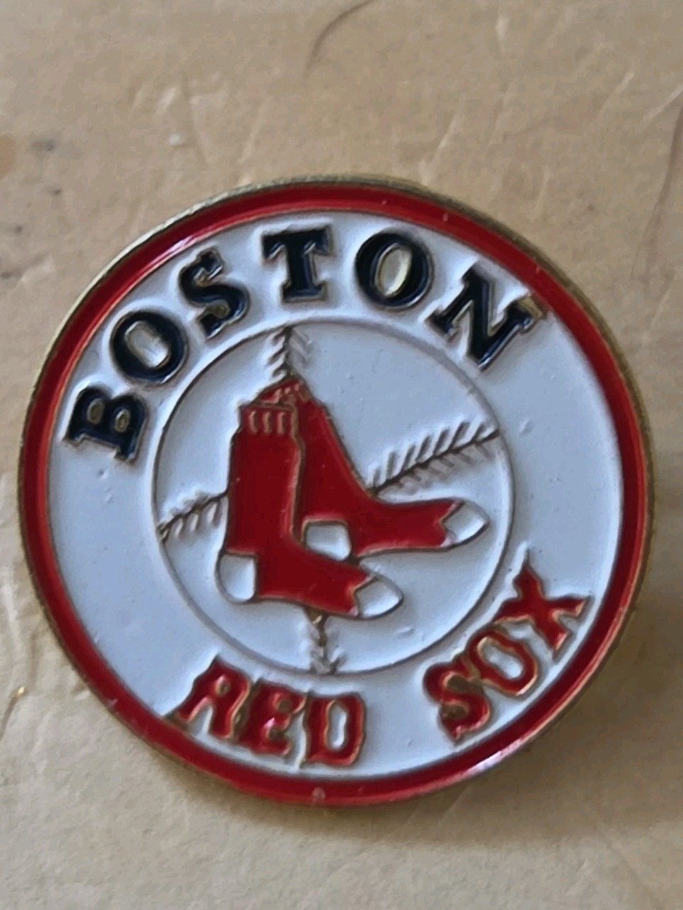 Vtg BOSTON RED SOX MLB enamel Has No Cracks or Chips