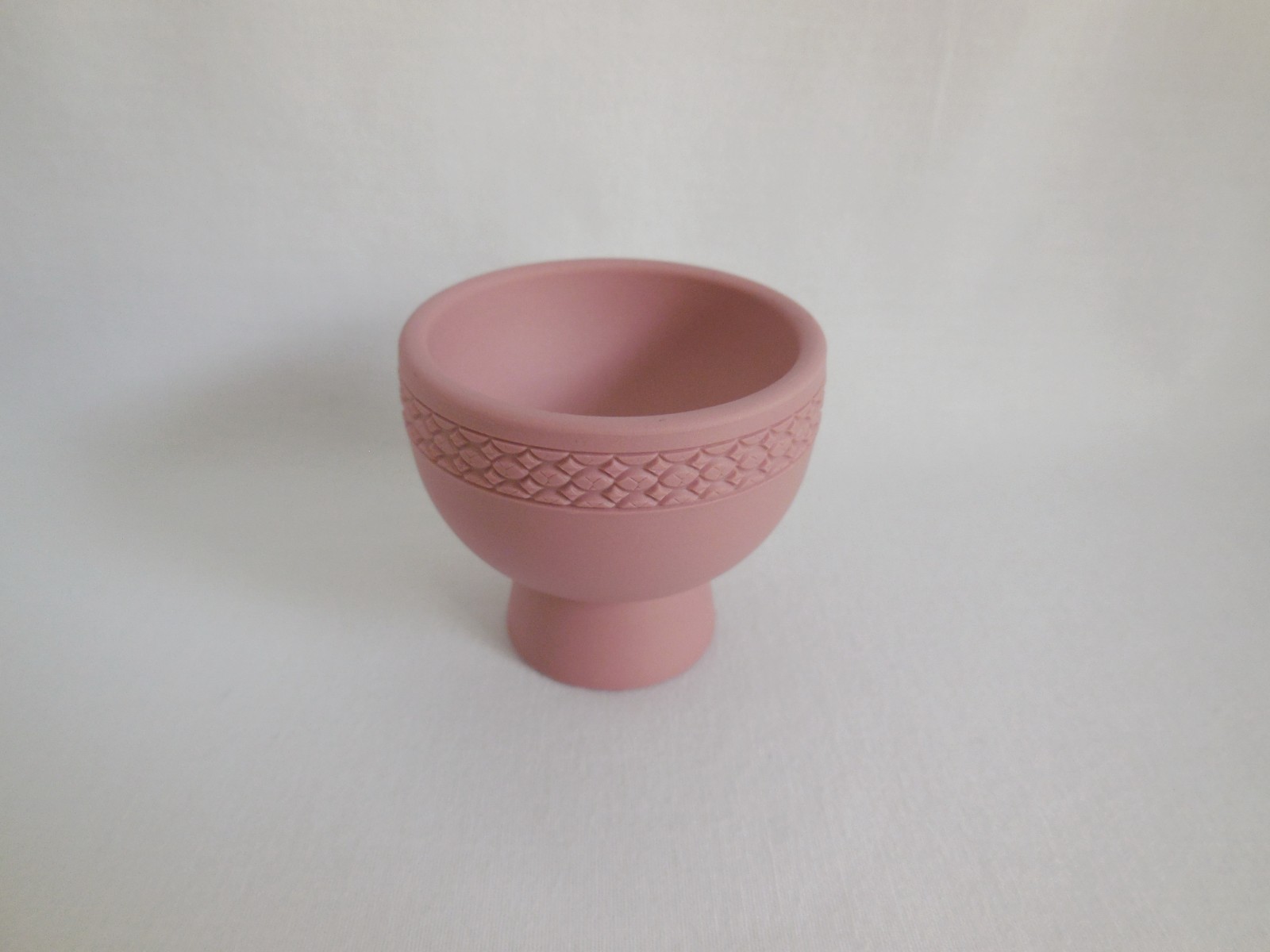 Unusual Wedgwood Solid Pink Jasperware Small Pedestal Bowl / Sake Cup / Egg Cup