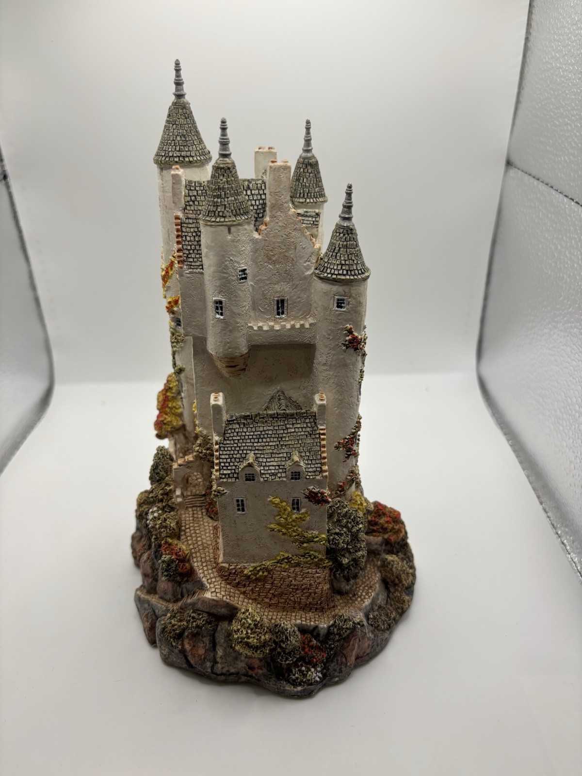 Vintage 1986 LILLIPUT LANE COLLECTIBLE Craig Atholl Refuge Exiled Prince