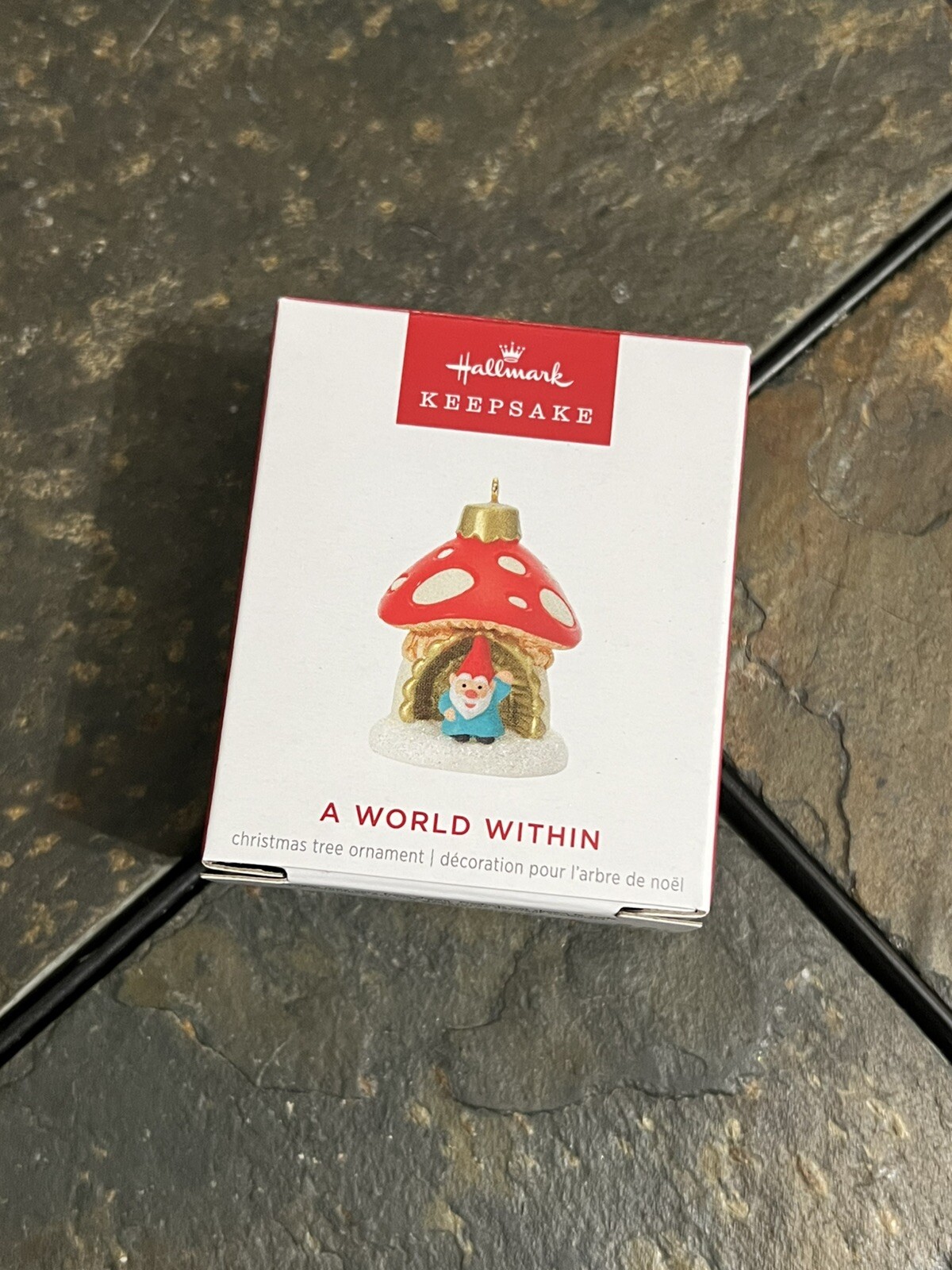 Hallmark Keepsake - A World Within - Miniature - 2024 **NEW / ** Hallmark Keepsake - A World Within - Miniature - 2024 **NEW / **