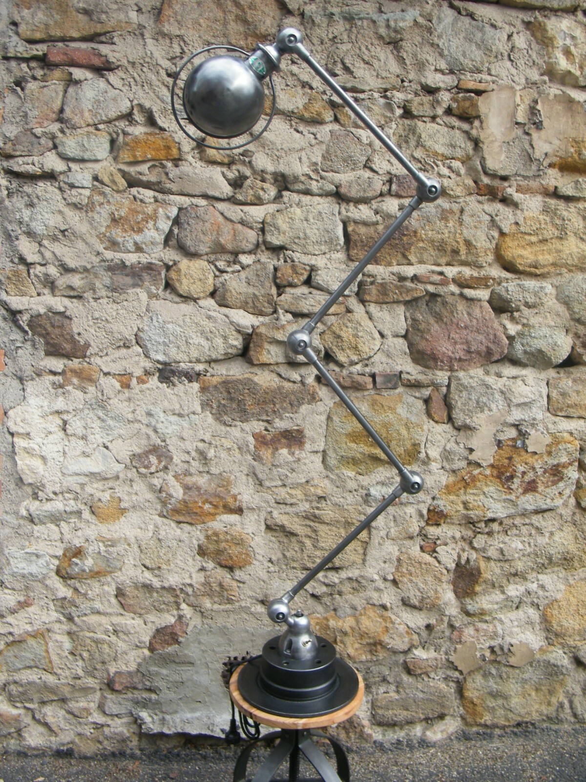 Beautiful  4 arms Jielde  Lamp 100% Original French Industrial