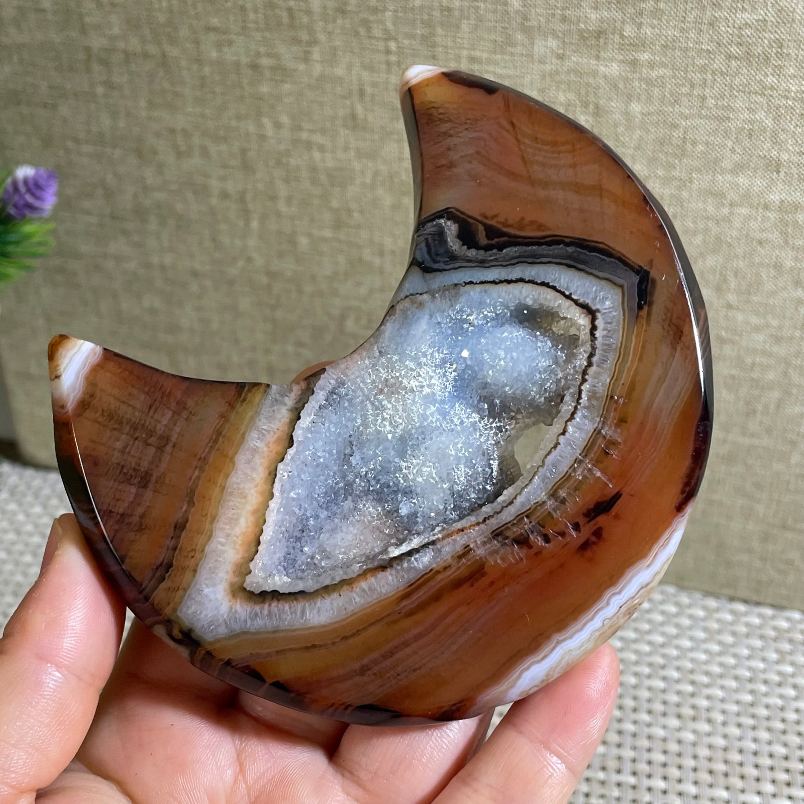 178g  striped agate crystal moon shaped quartz healing