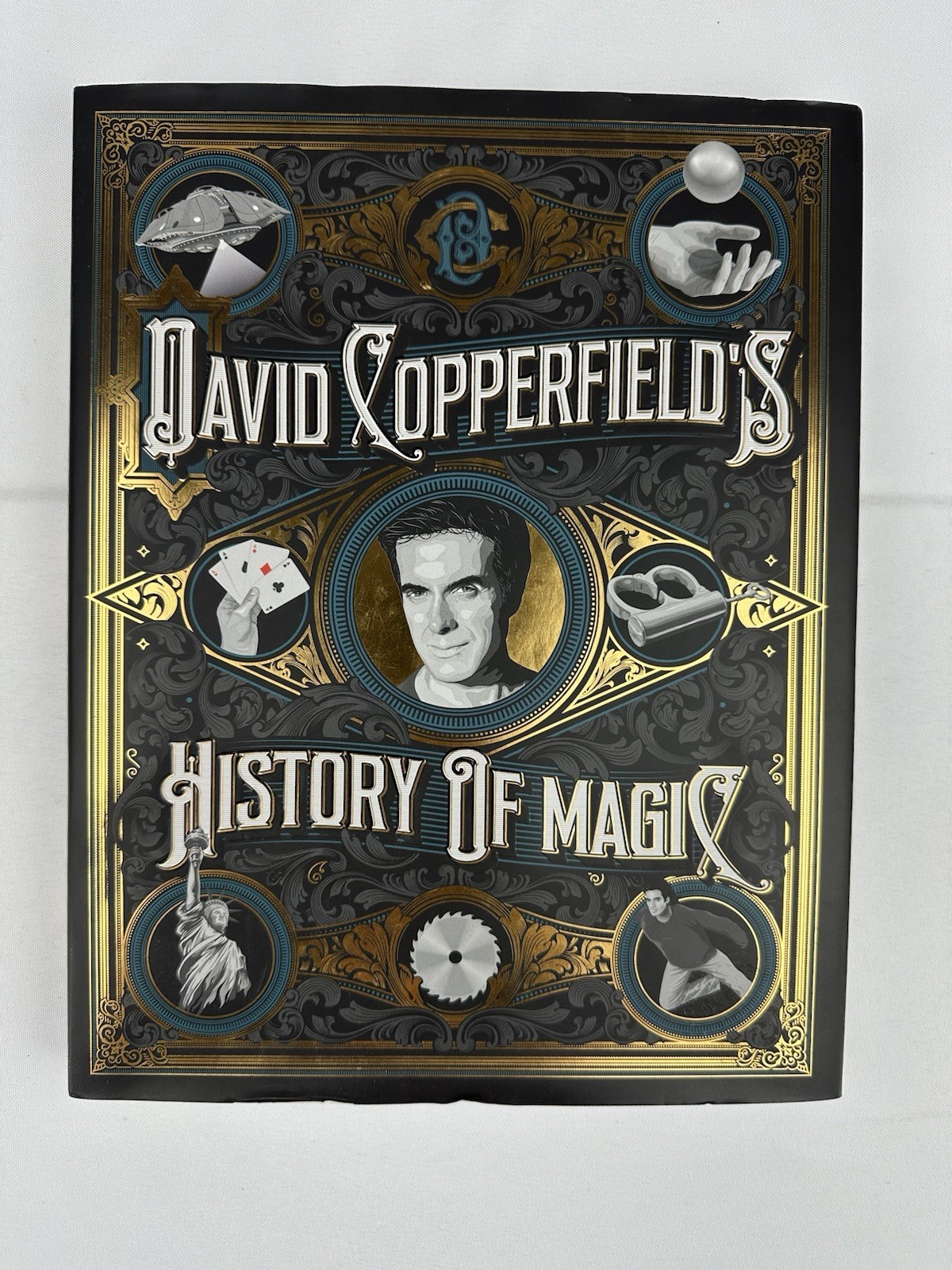 Magic David Copperfield\'s History of Magic Hardcover Book DJ Magic David Copperfield\'s History of Magic Hardcover Book DJ