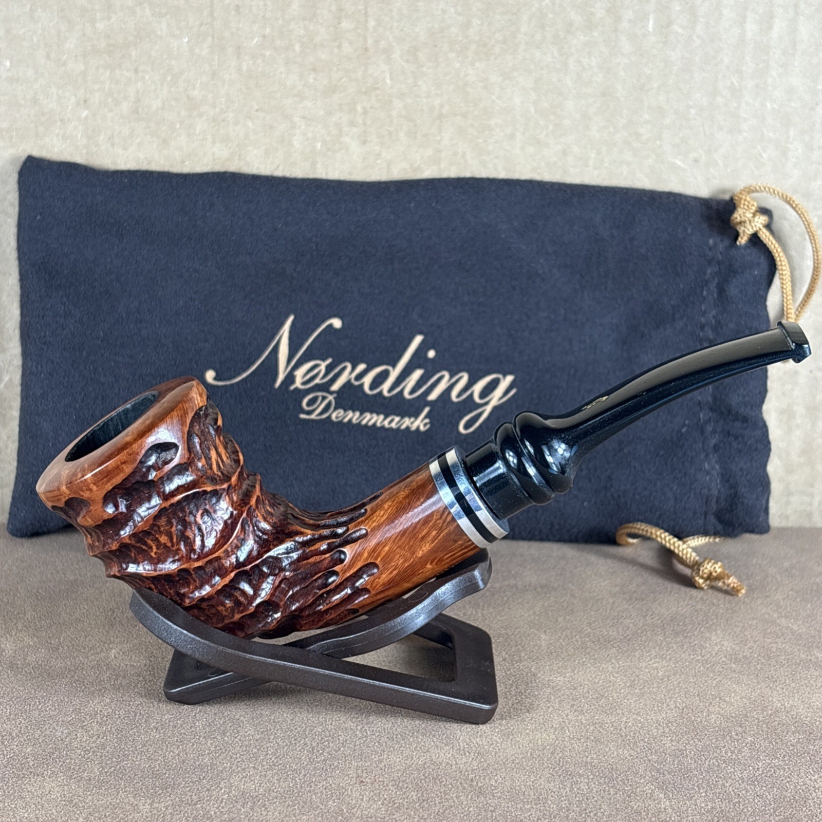 Erik Nording Royal Flush Queen Partially Rusticated Bent Dublin Estate Pipe Erik Nording Royal Flush Queen Partially Rusticated Bent Dublin Estate Pipe