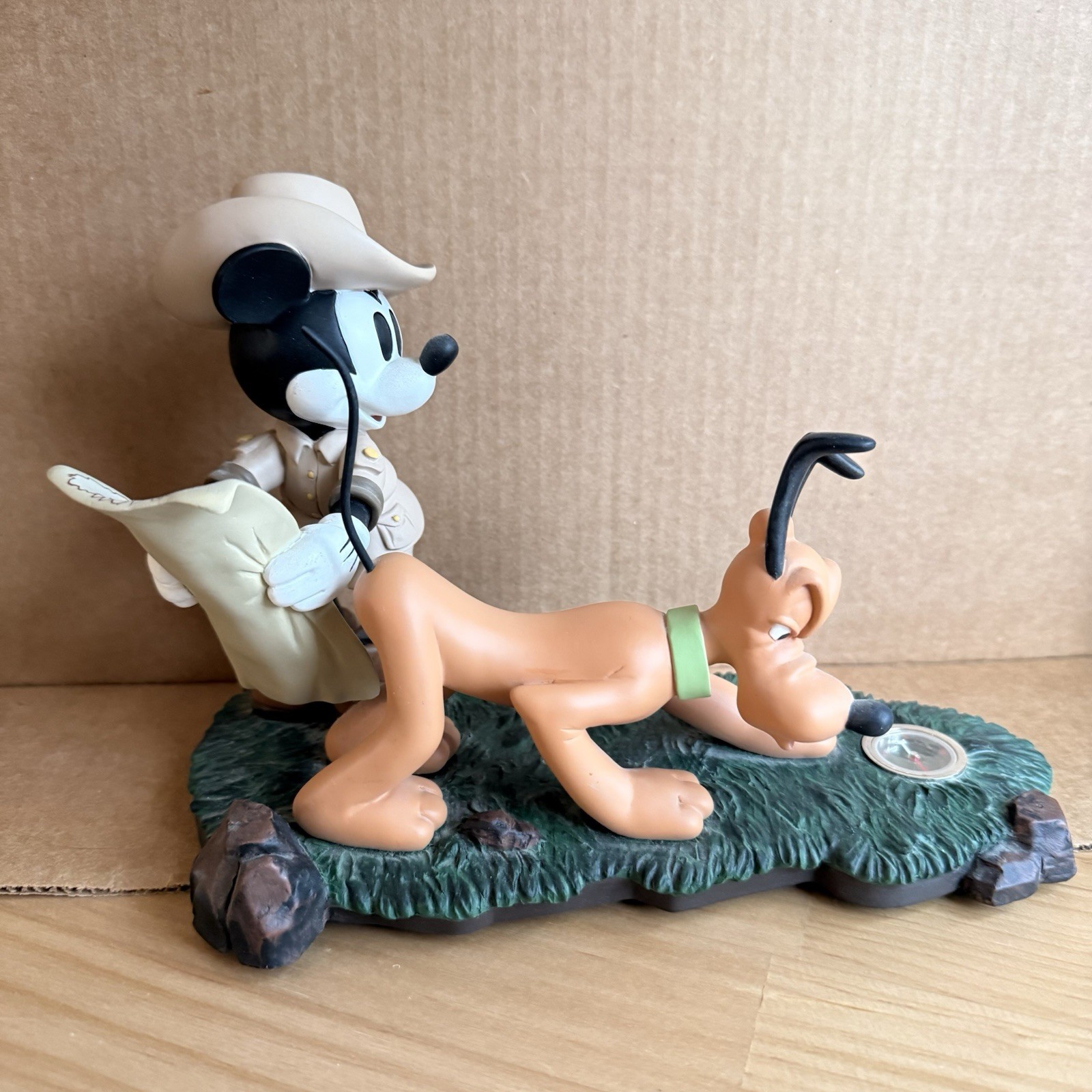 SIGNED Disneyana 1999 Safari Adventure Mickey Mouse Pluto Figurine LE 2200