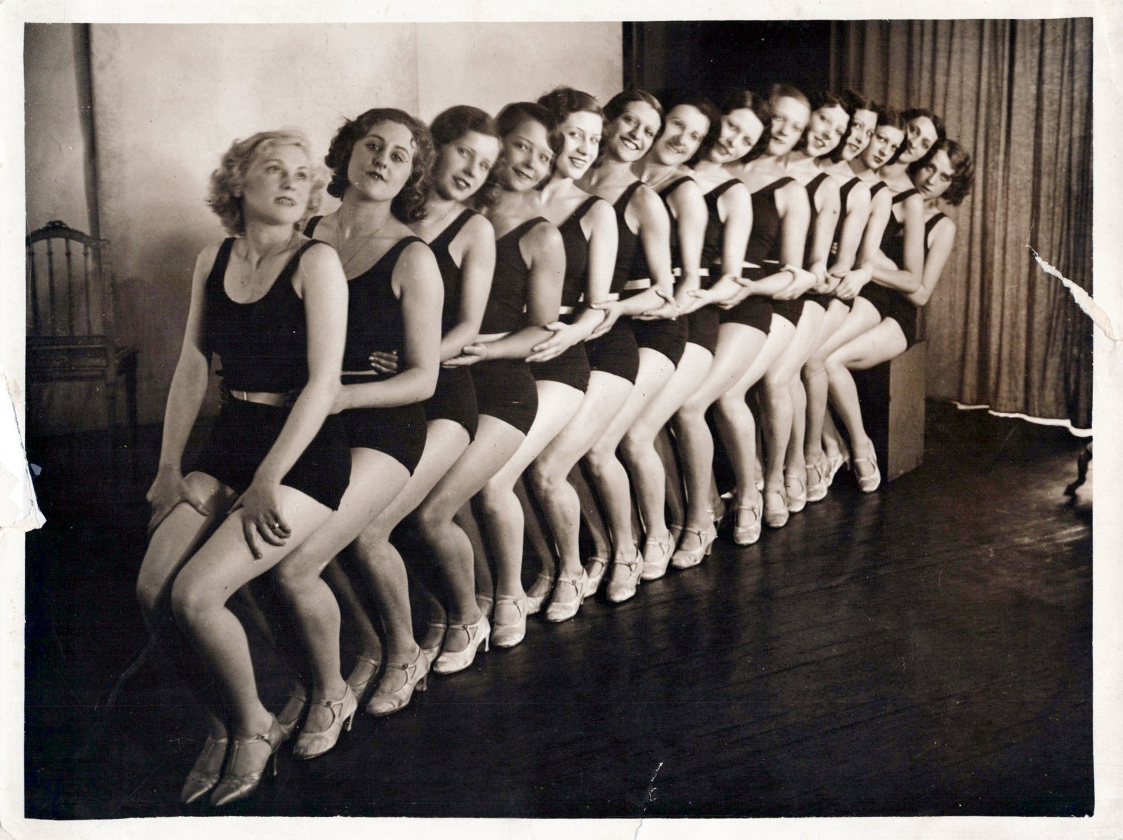 HOLLYWOOD VAUDEVILLE ENCORES CHEESECAKE CHORUS GIRL 1920s ORIG PHOTO MA75