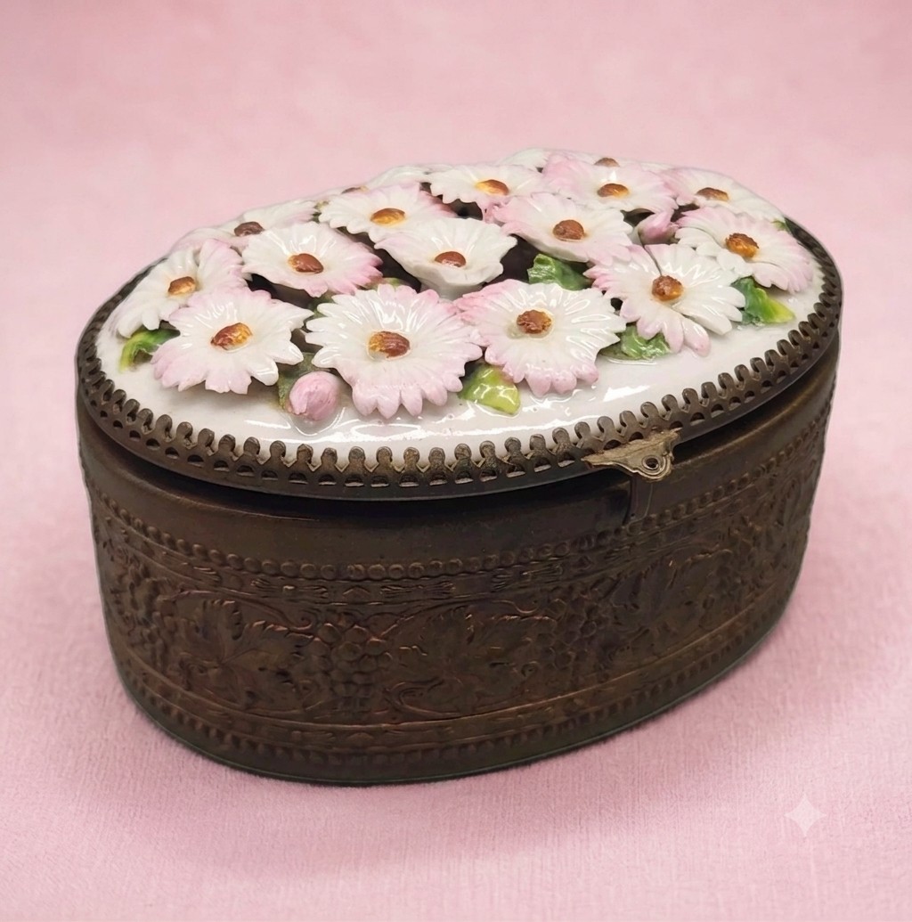 Antique Elfinware Dresser Box Pink White Flowers Daisy Porcelain Jewelry Brass