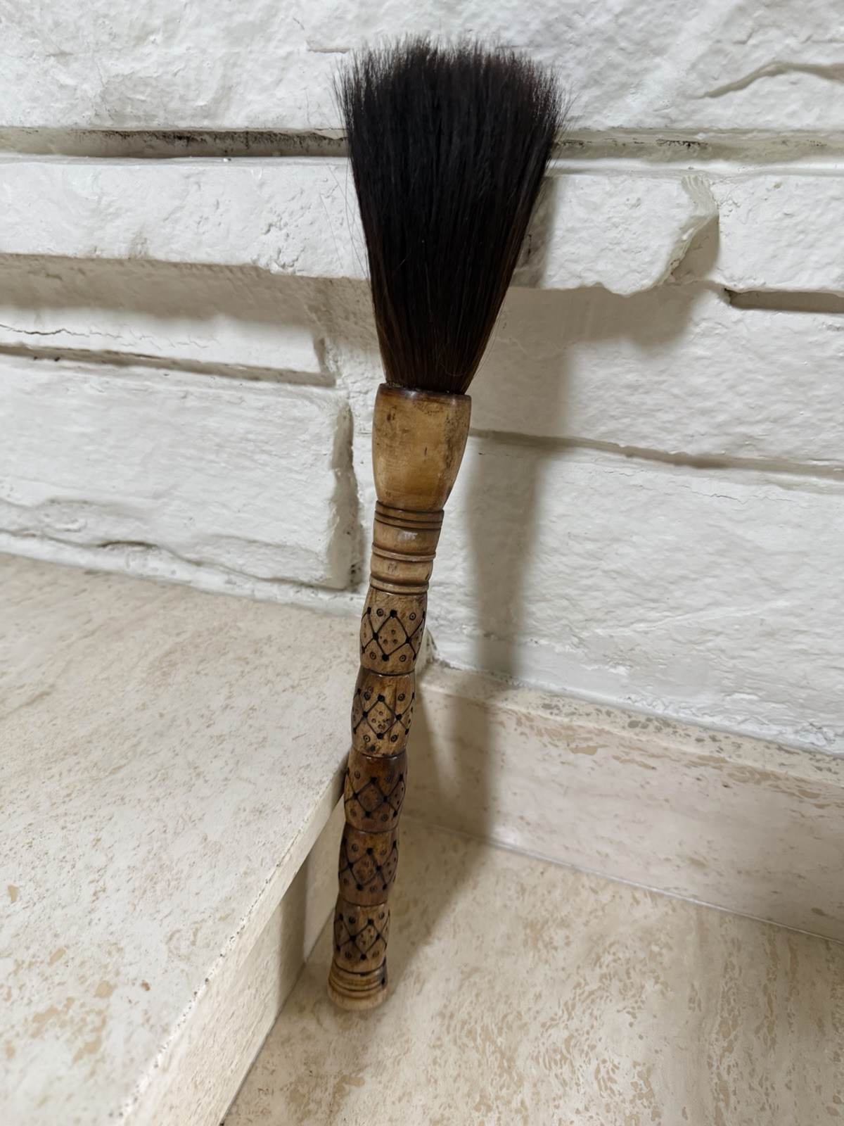 VINTAGE CHINESE  CALLIGRAPHY BRUSH CARVED HANDLE HORSE HAIR 15\