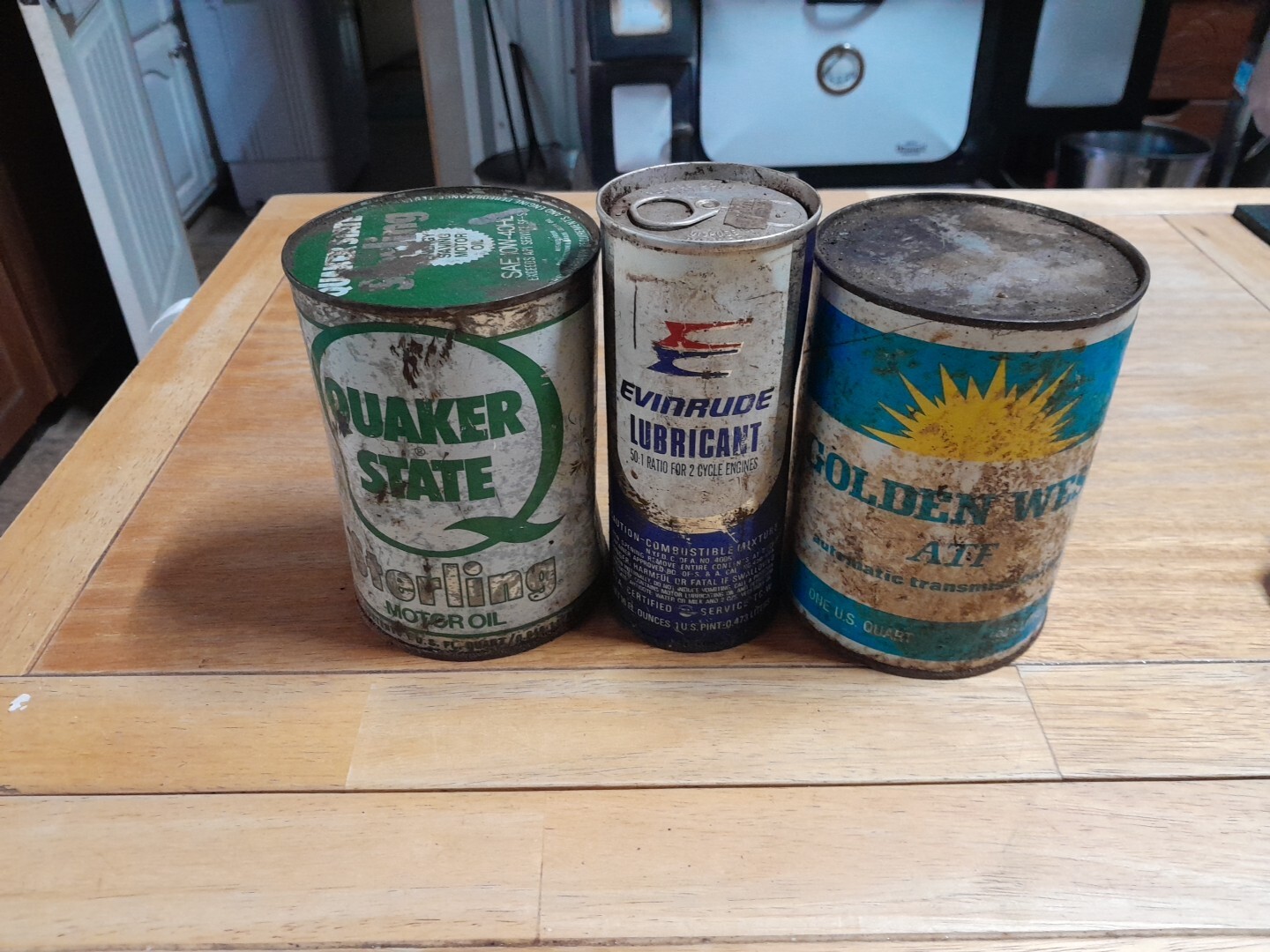 1981 Quaker State Sterling Motor Oil NOS Display Can Plus 2 Others SEE READ 1981 Quaker State Sterling Motor Oil NOS Display Can Plus 2 Others SEE READ