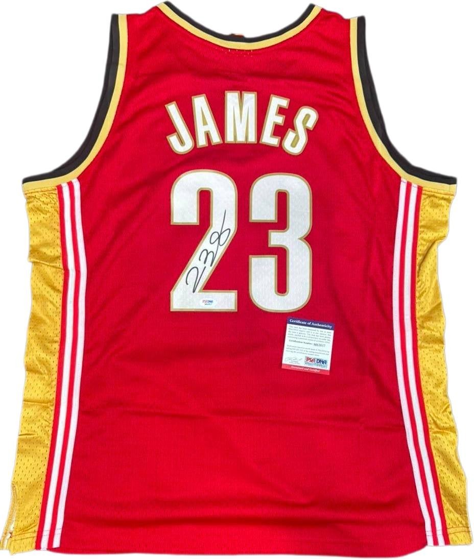 LeBron James Signed Cleveland NBA plaer Autographed Authentic Jersey PSA/DNA LeBron James Signed Cleveland NBA plaer Autographed Authentic Jersey PSA/DNA