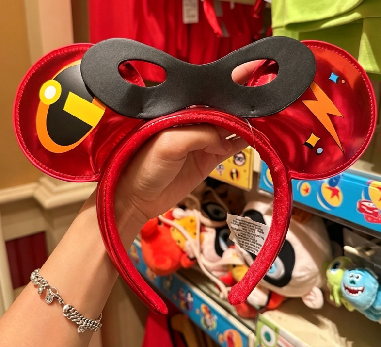 Genuine HK Disney 2026 Pixar The Incredibles Hero Mickey Minnie Ears Headband Genuine HK Disney 2026 Pixar The Incredibles Hero Mickey Minnie Ears Headband
