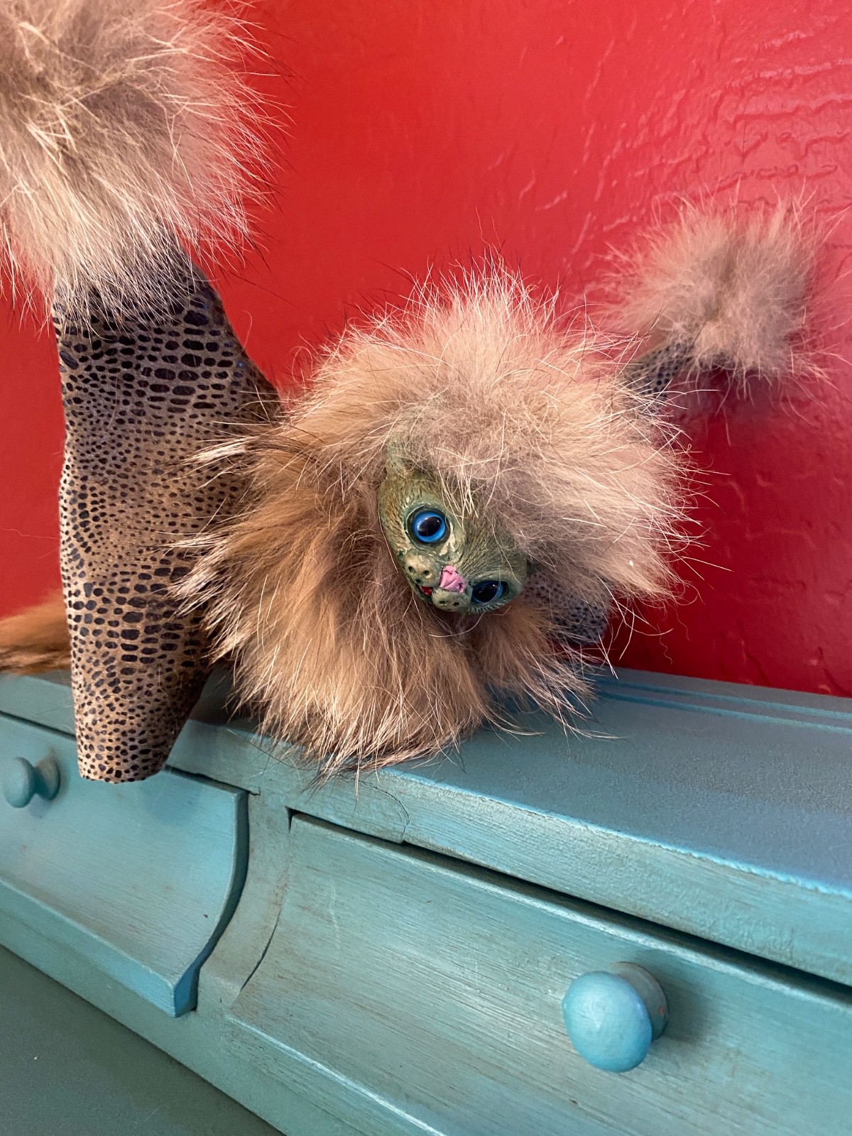 Albert Alfaro Imaginarium Shoulder Cable Puppet - Renaissance Faire Drabbit