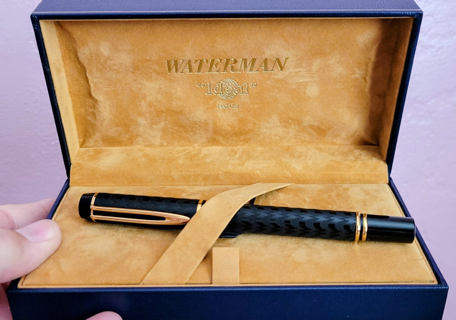 Vintage Waterman Le Man 100 Black Fountain Pen 18k 750 Gold Nib Ideal Globe NOS