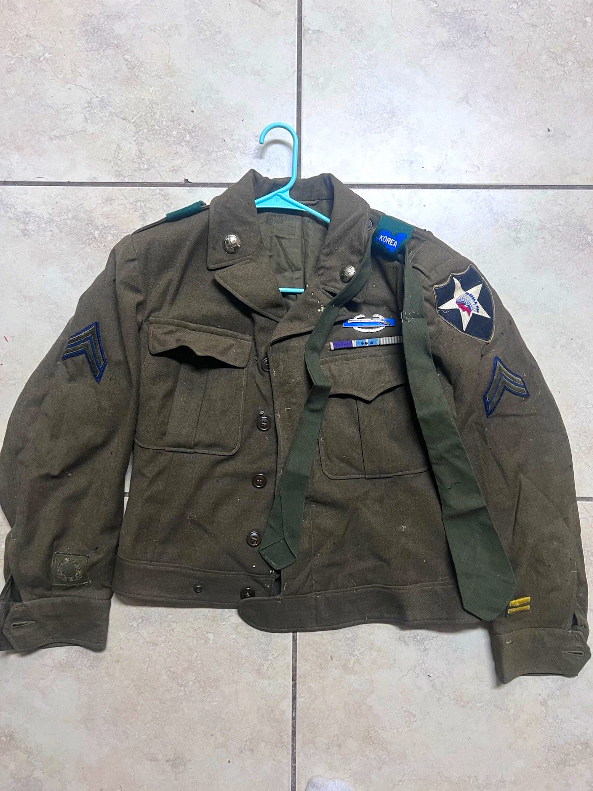 RARE 1944 WW2 Wool Korean US Army green jacket with patches