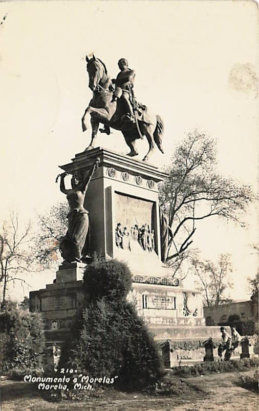 Postcard Mexico: RPPC Monumento a Morelos, Morelia, Michoacan