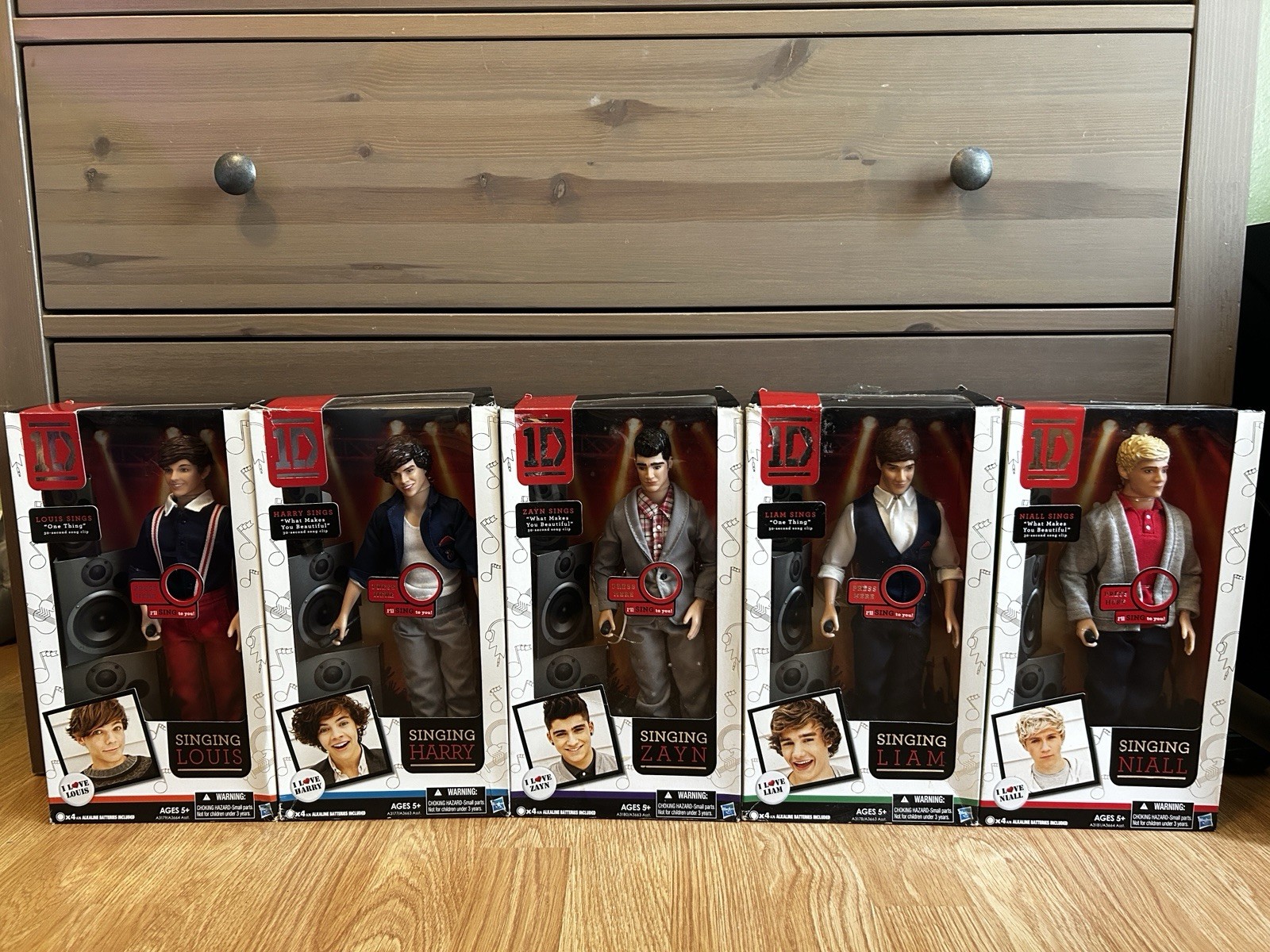 Original 2011 One Direction Collectible Figure Dolls Set of 5 Original 2011 One Direction Collectible Figure Dolls Set of 5