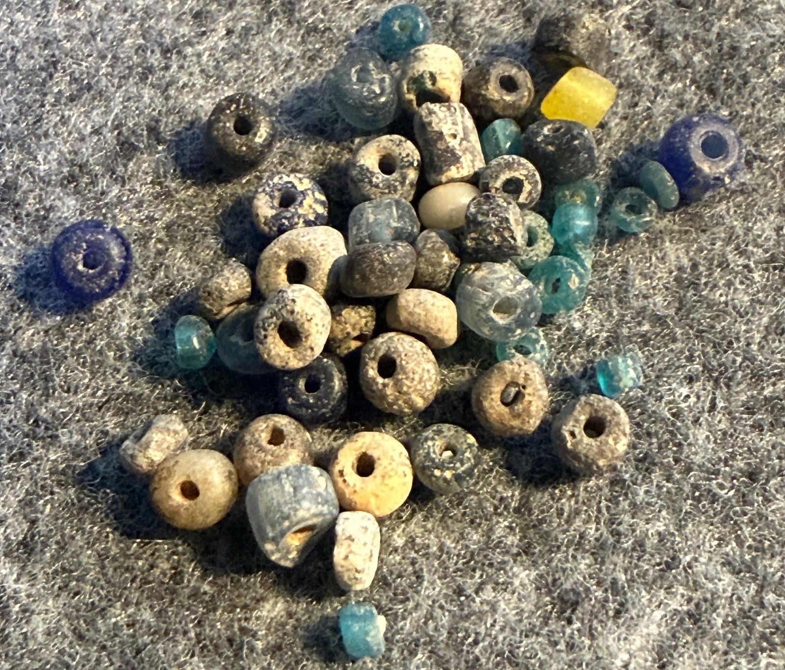 20 Original Tellico Glass Trade Beads Cherokee Indian East Tennessee 20 Original Tellico Glass Trade Beads Cherokee Indian East Tennessee