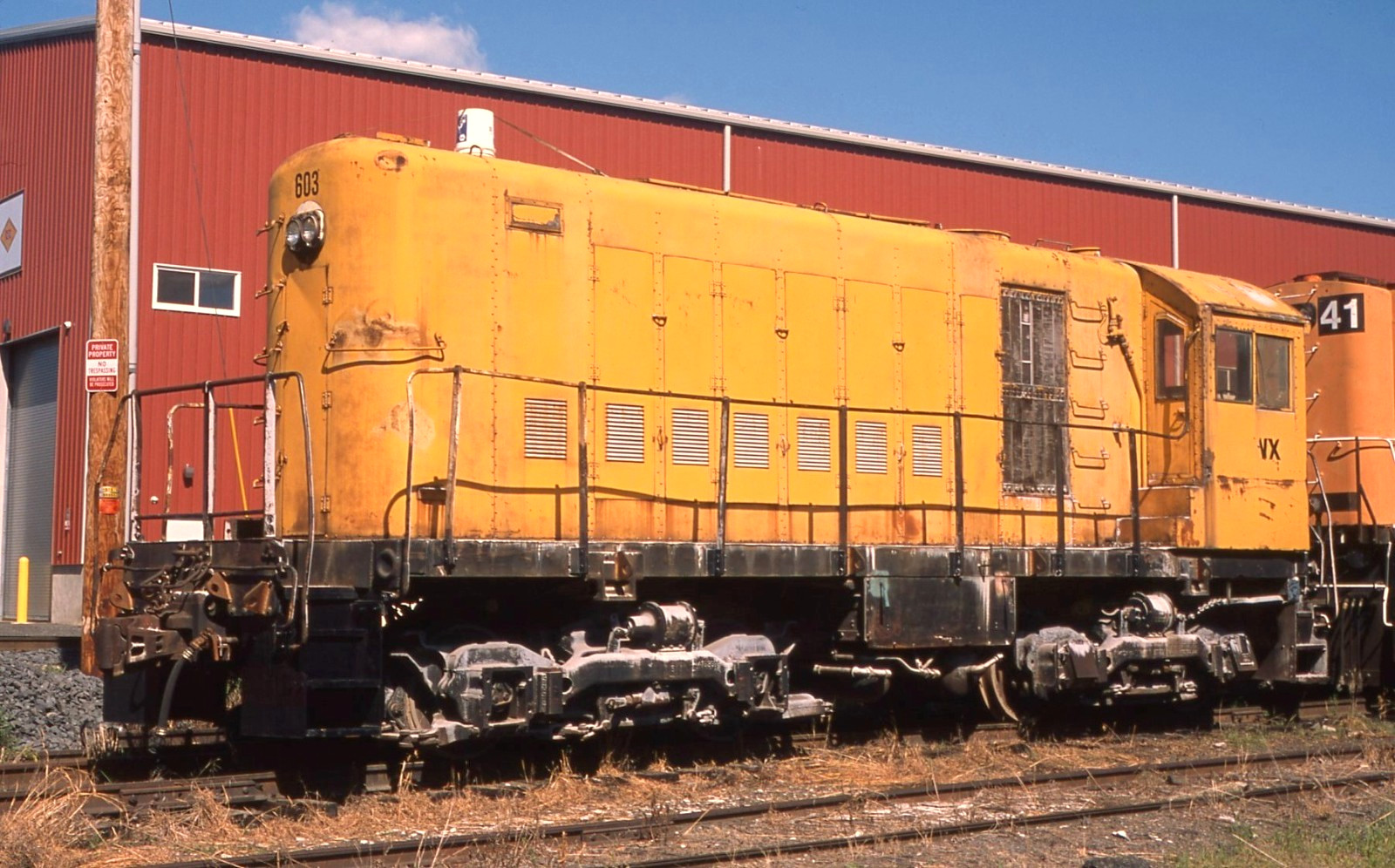 Original Slide: NIWX Northern Illinois & Wisconsin ALCO HH660 603 - ex DL&W