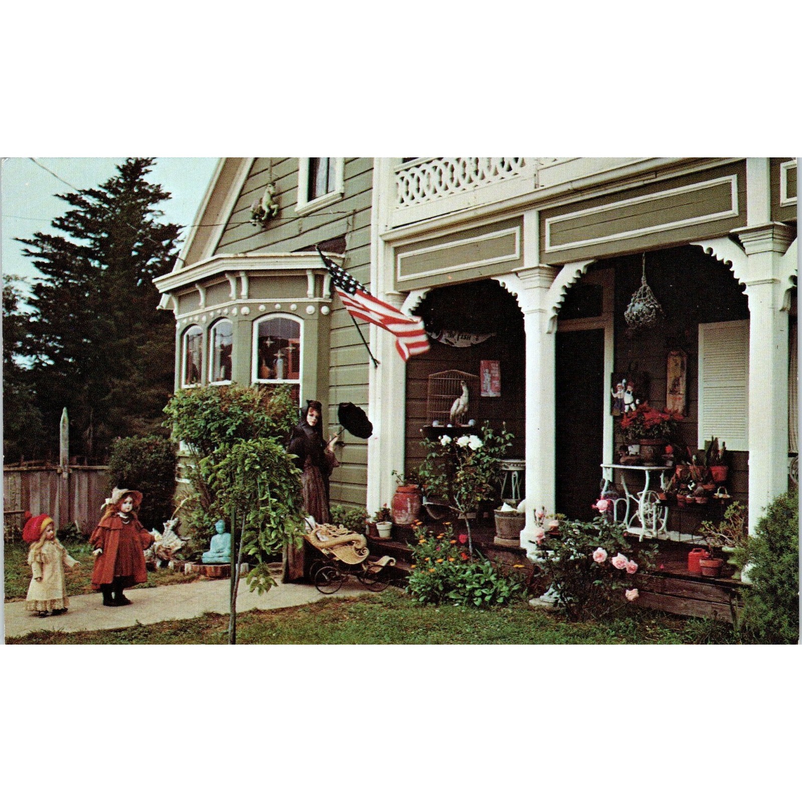 Charlene\'s Yesterday Museum Bodega CA Antique Dolls Original Postcard PB7