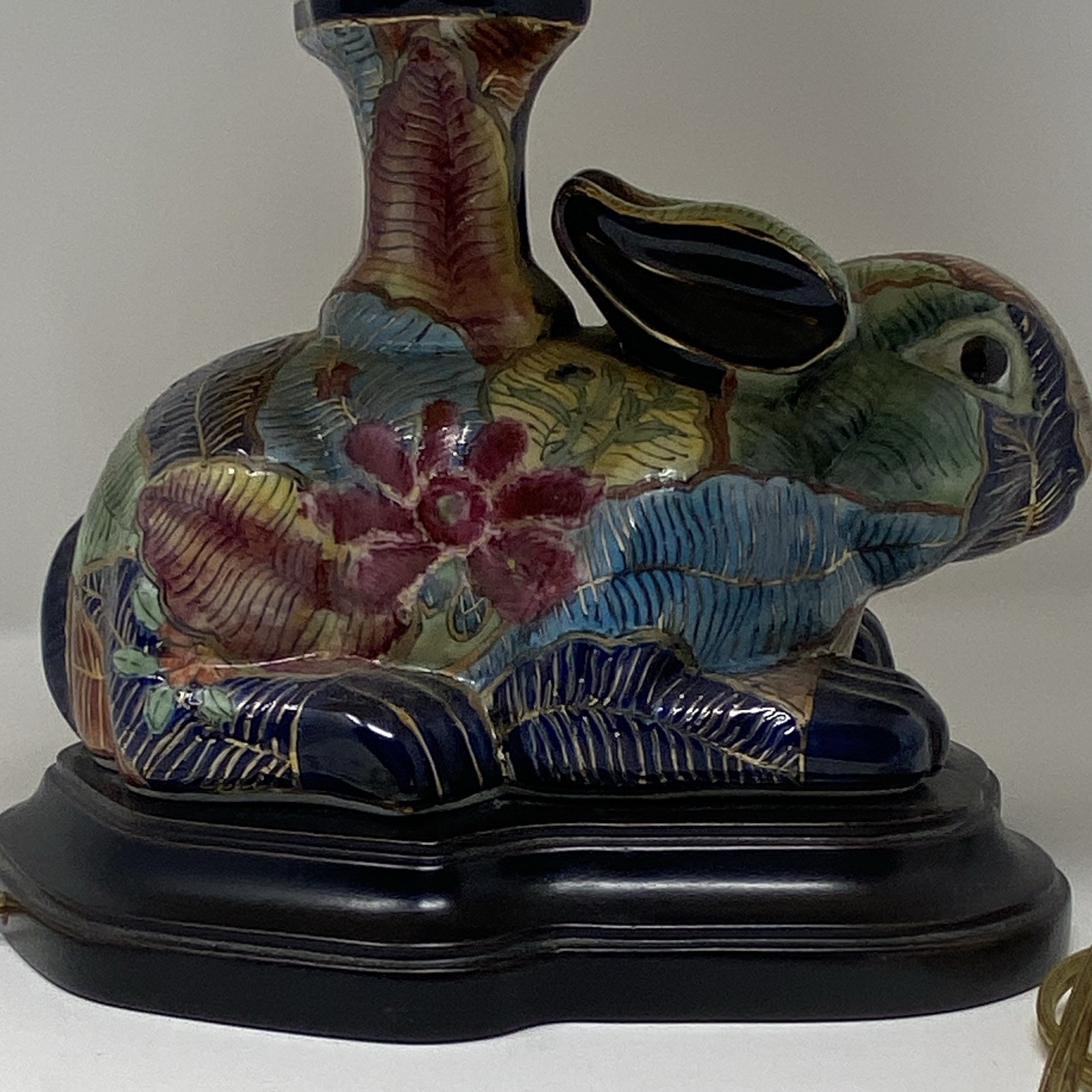 vintage Chinese Export Chinoiserie Porcelain vintage Chinese Export Chinoiserie Porcelain