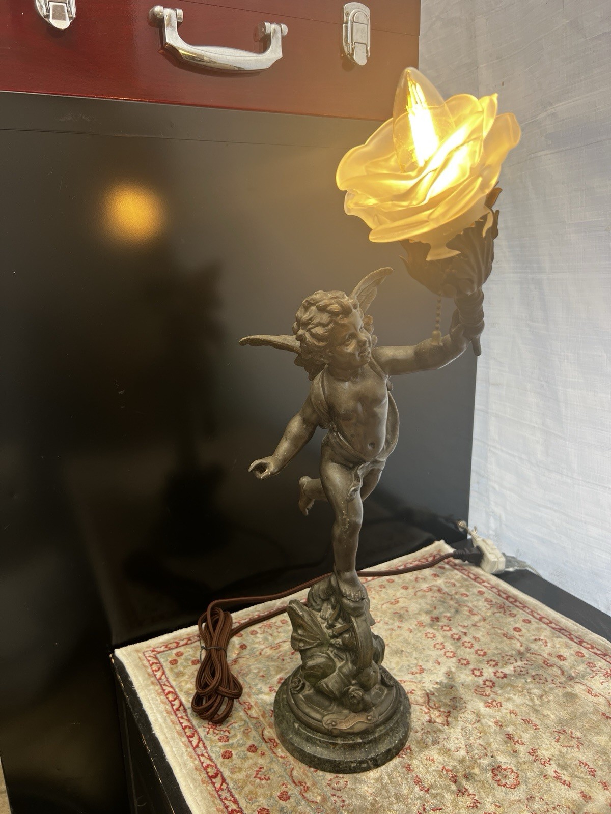 EMILE BRUCHON L’AMOUR VAINQUER ANTIQUE CHERUB LAMP EMILE BRUCHON L’AMOUR VAINQUER ANTIQUE CHERUB LAMP