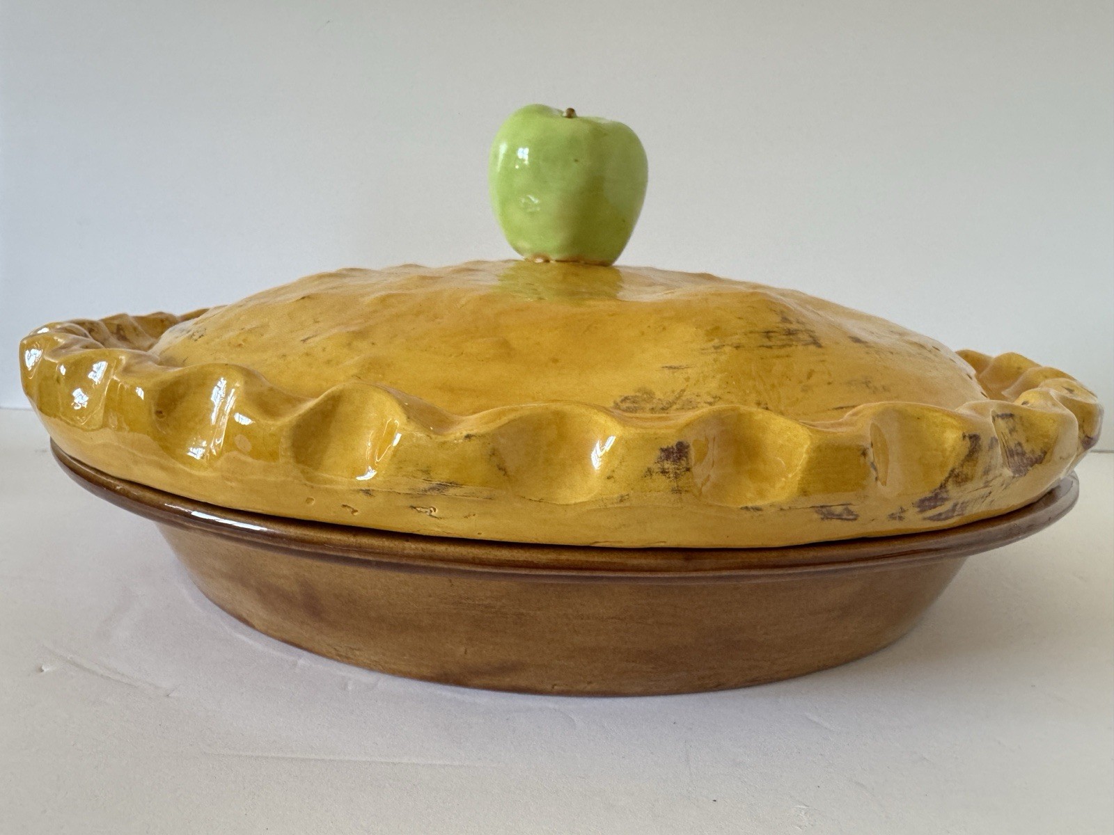 Vintage E.S. Molds Ceramic Apple Pie Dish Plate Cover Saver Thanksgiving Keeper Vintage E.S. Molds Ceramic Apple Pie Dish Plate Cover Saver Thanksgiving Keeper