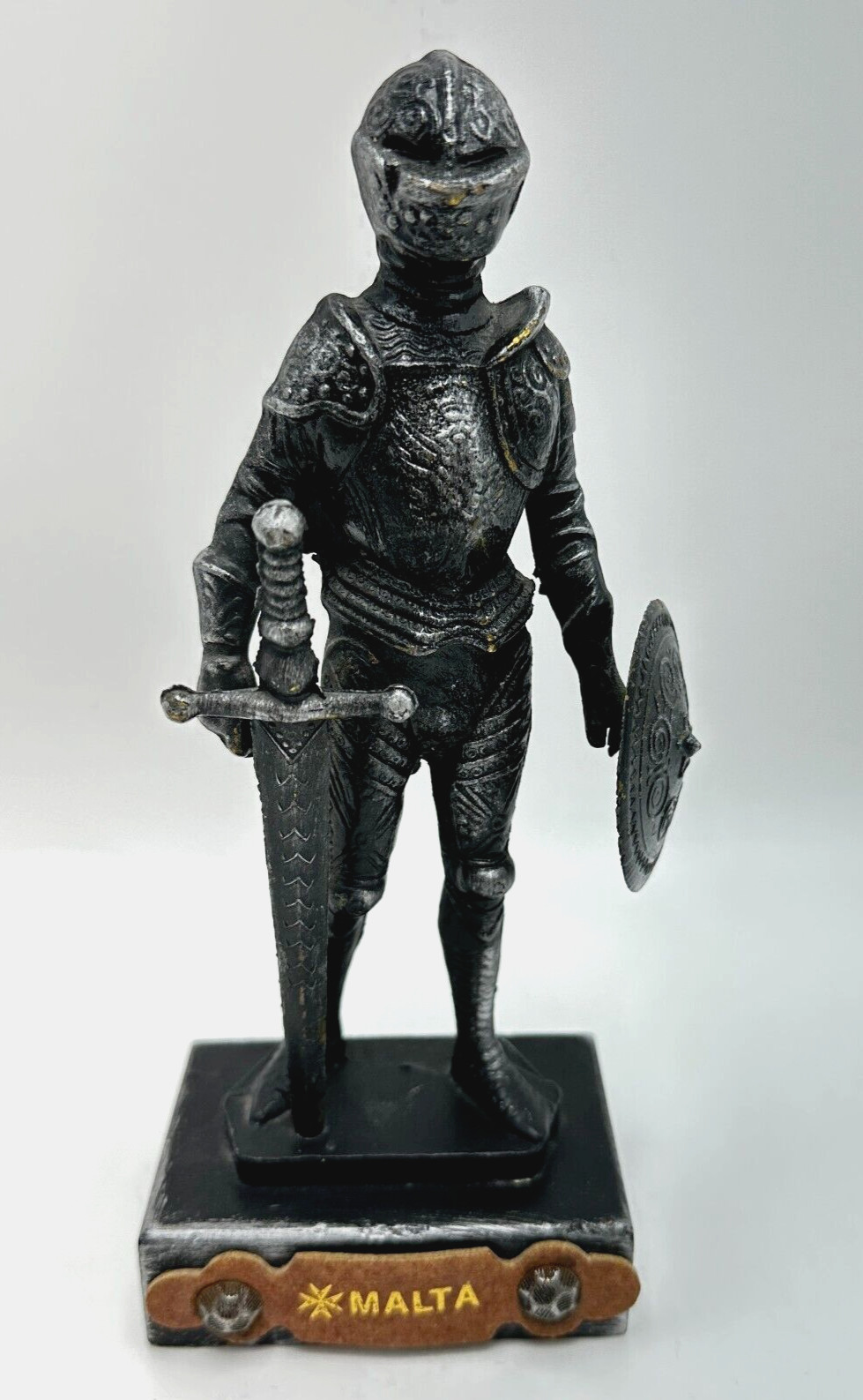 Vintage Knight Armor Figurine Malta Sword Shield Medieval Decor 8x3 Malta