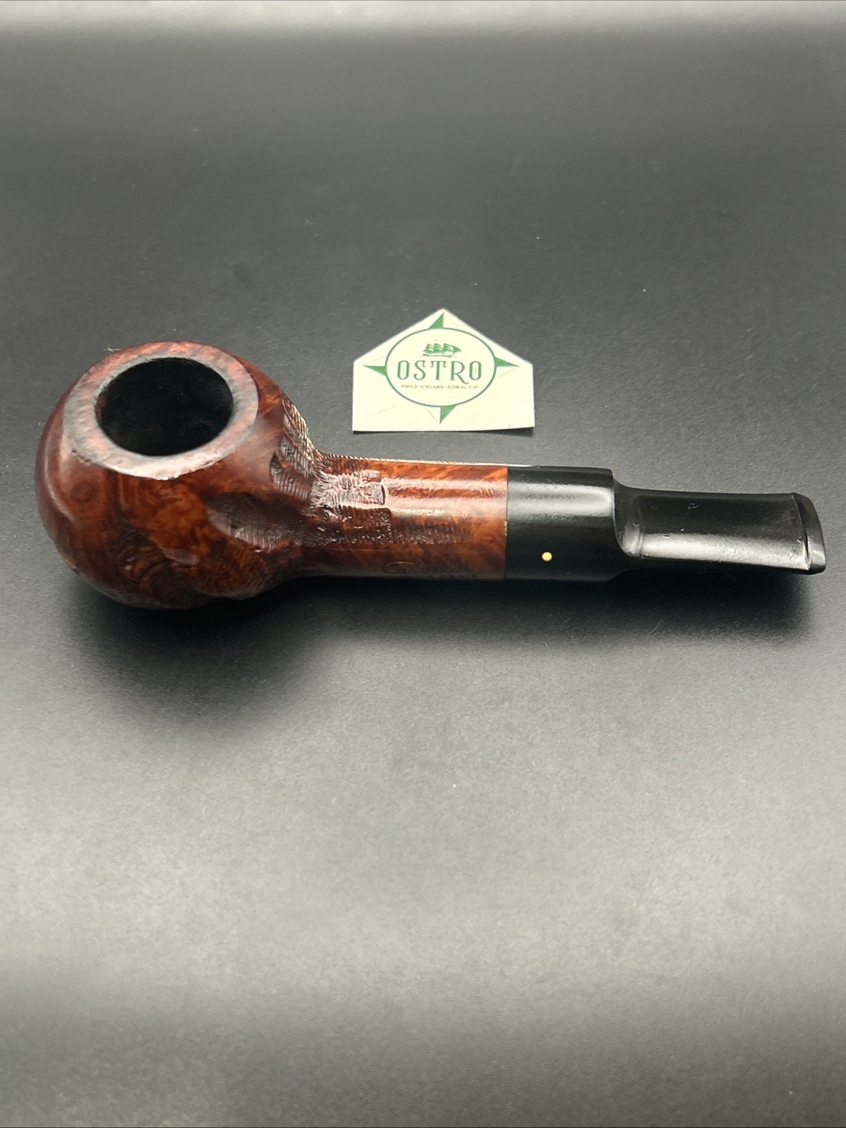 Custombilt (Mincer), Saddle Grain, #15, Rusticated Apple, Vintage Estate Pipe Custombilt (Mincer), Saddle Grain, #15, Rusticated Apple, Vintage Estate Pipe