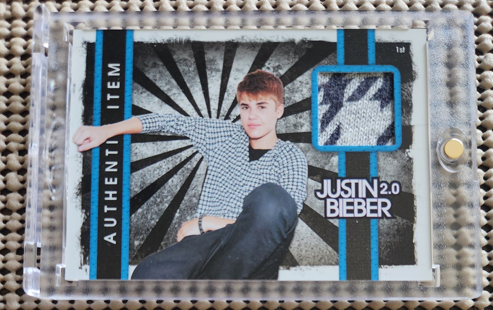 SINGLE CARD: Justin Bieber 2011 Panini RELIC 2.0 (WORN MATERIAL) VERY RARE SSP