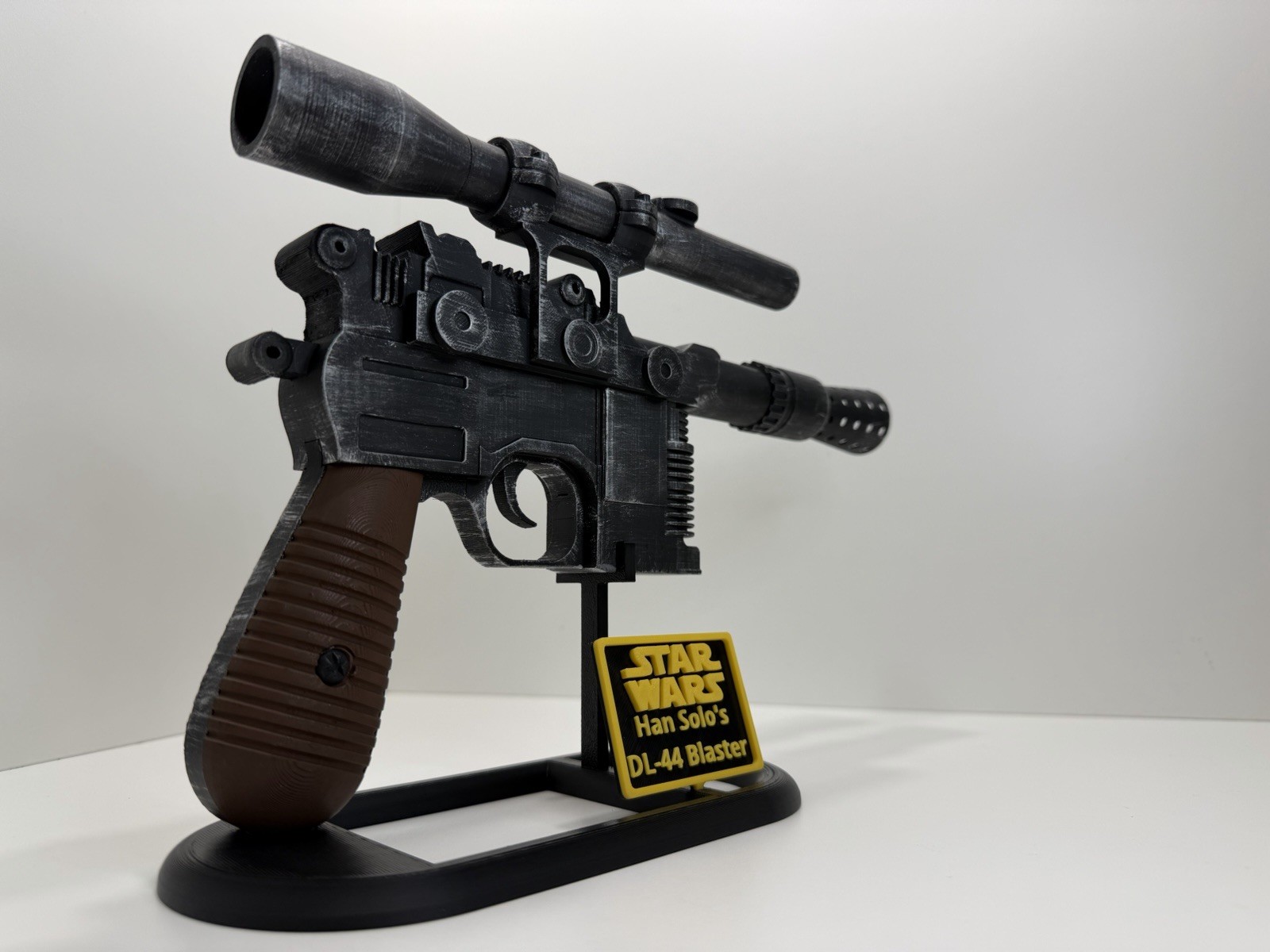 Han Solo Blaster DL-44 Inspired Replica, Star Wars 🌌, Full Size 🖨️ 3D Print