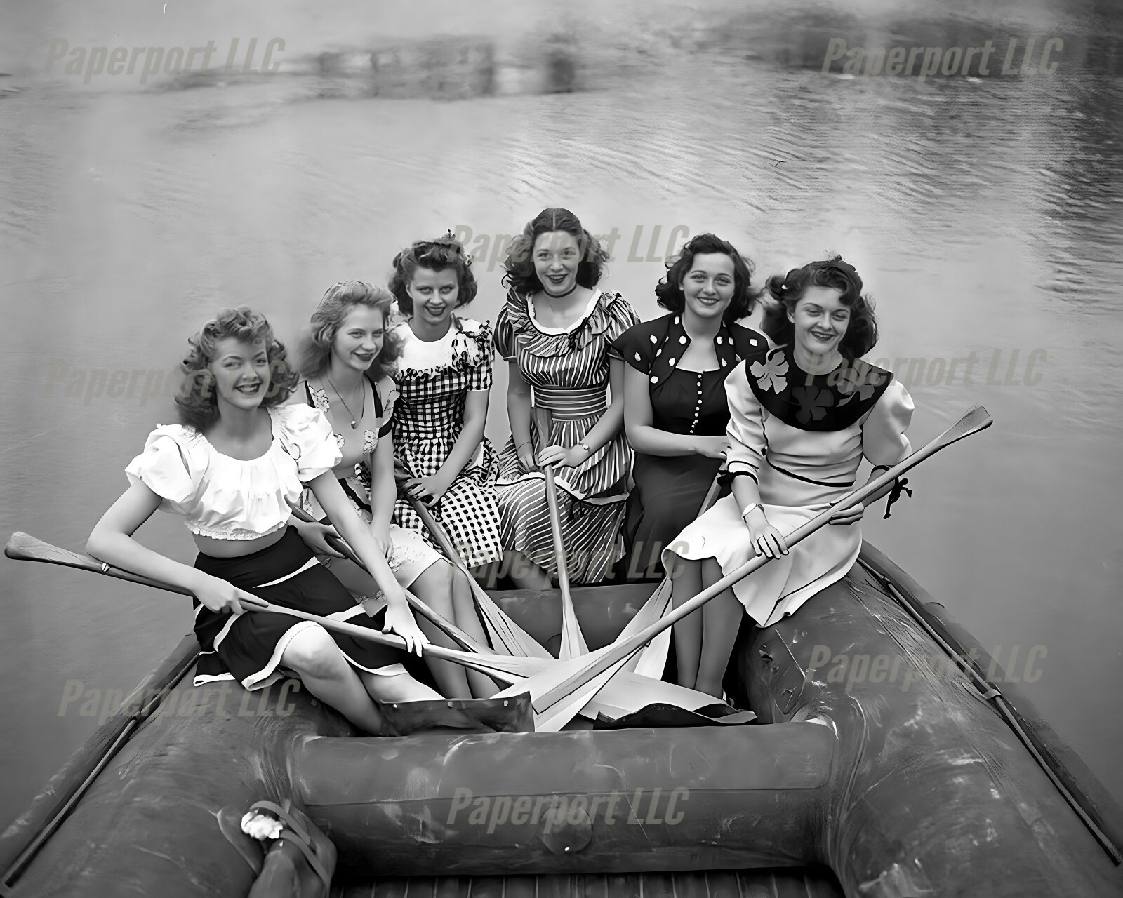 1930s Pretty Flapper Girls On A Boat 8x10 Photo
