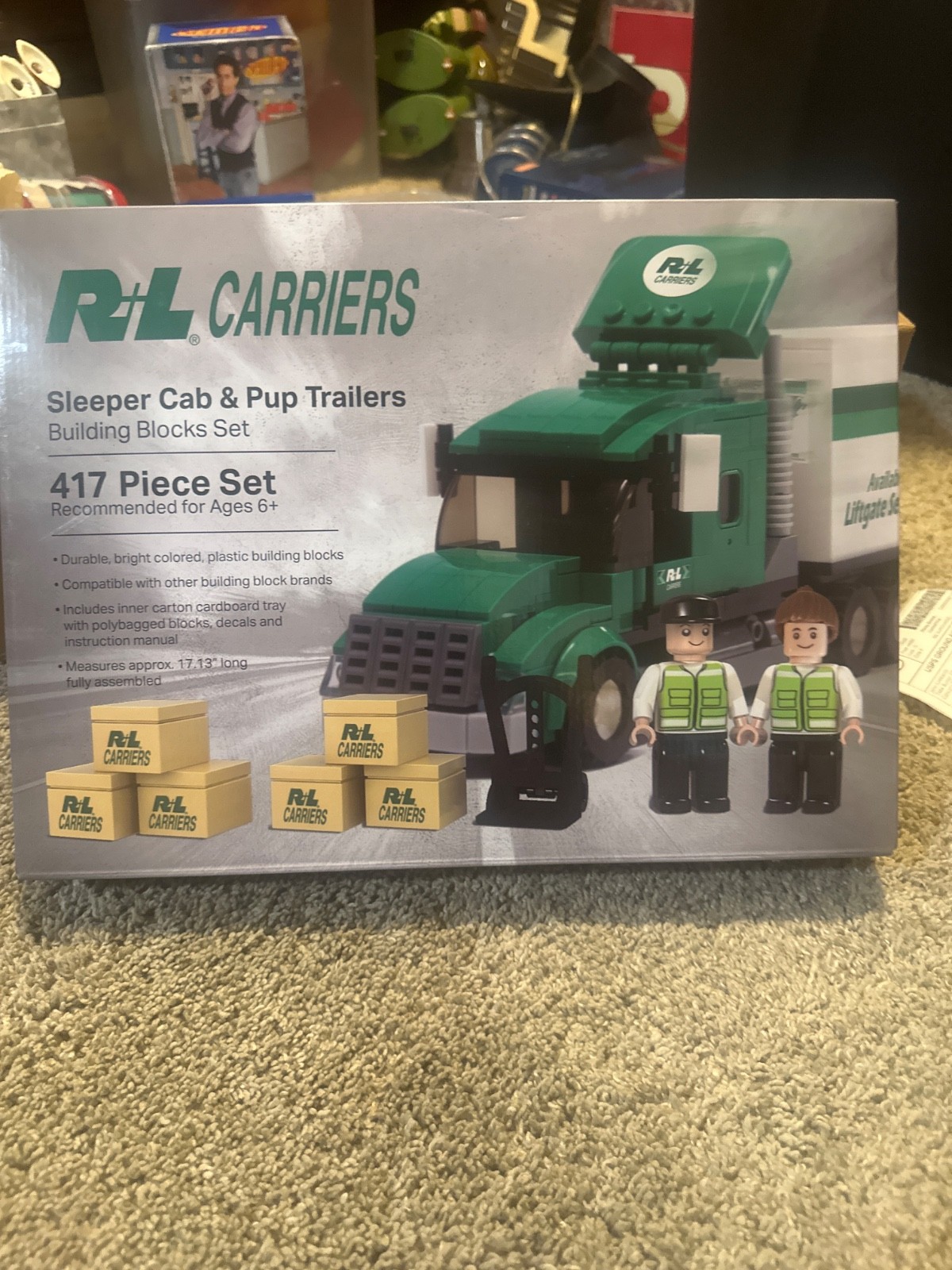 R+L Carriers Sleeper Cab & Pup Trailers 417 Piece set R+L Carriers Sleeper Cab & Pup Trailers 417 Piece set