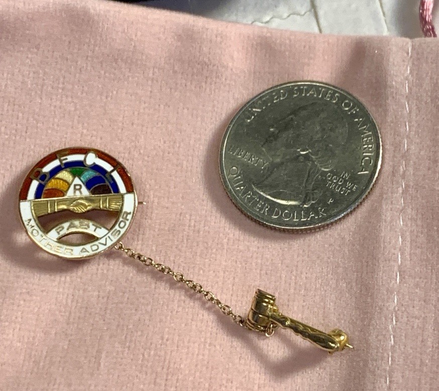 VTG “IORG” MASONIC PIN SOLID 10K “PAST MOTHER ADVISOR” Lot#155 VTG “IORG” MASONIC PIN SOLID 10K “PAST MOTHER ADVISOR” Lot#155