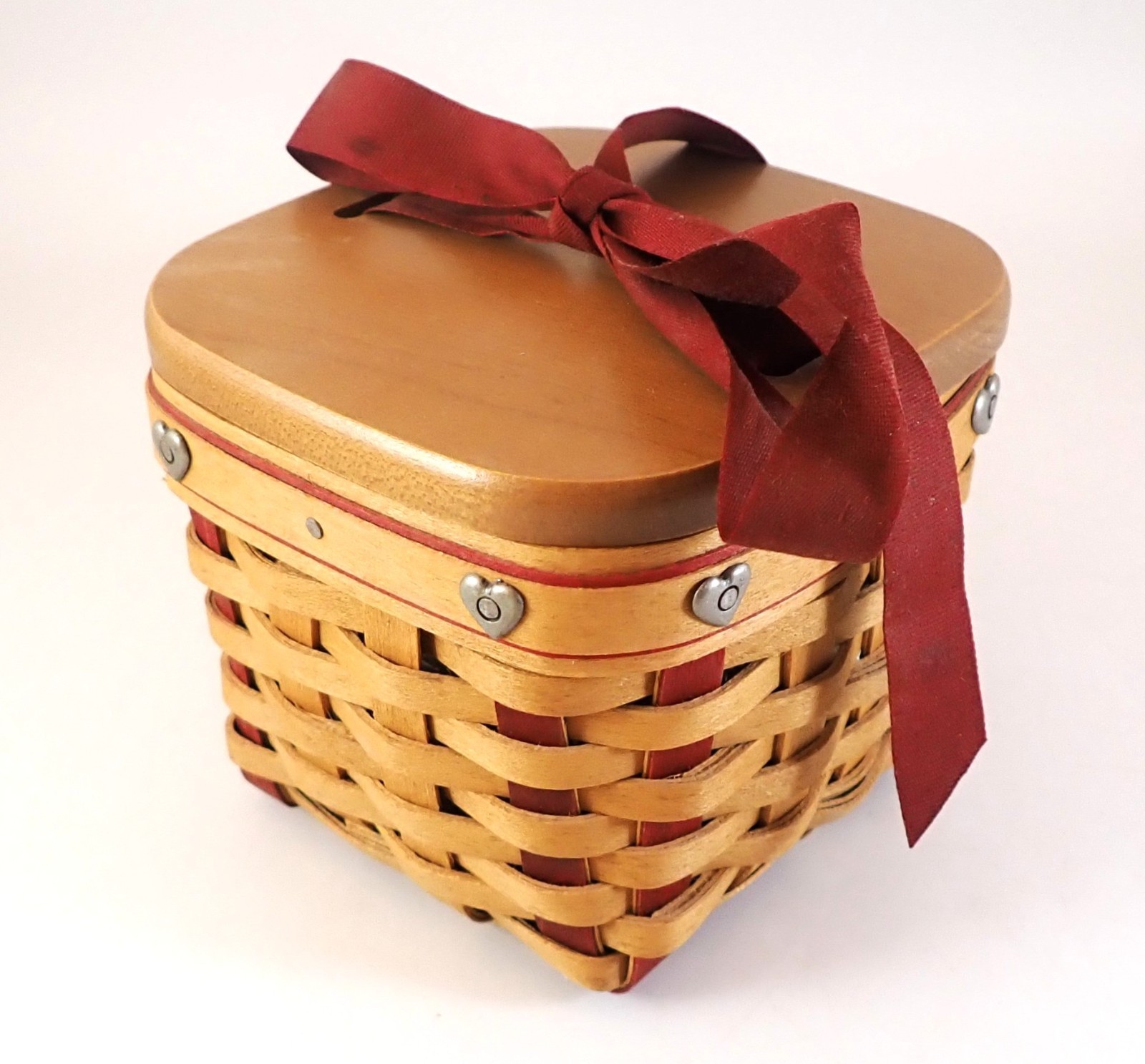 Longaberger Small Sweetest Gift Basket, Lid with Bow & Protector 2002 Longaberger Small Sweetest Gift Basket, Lid with Bow & Protector 2002