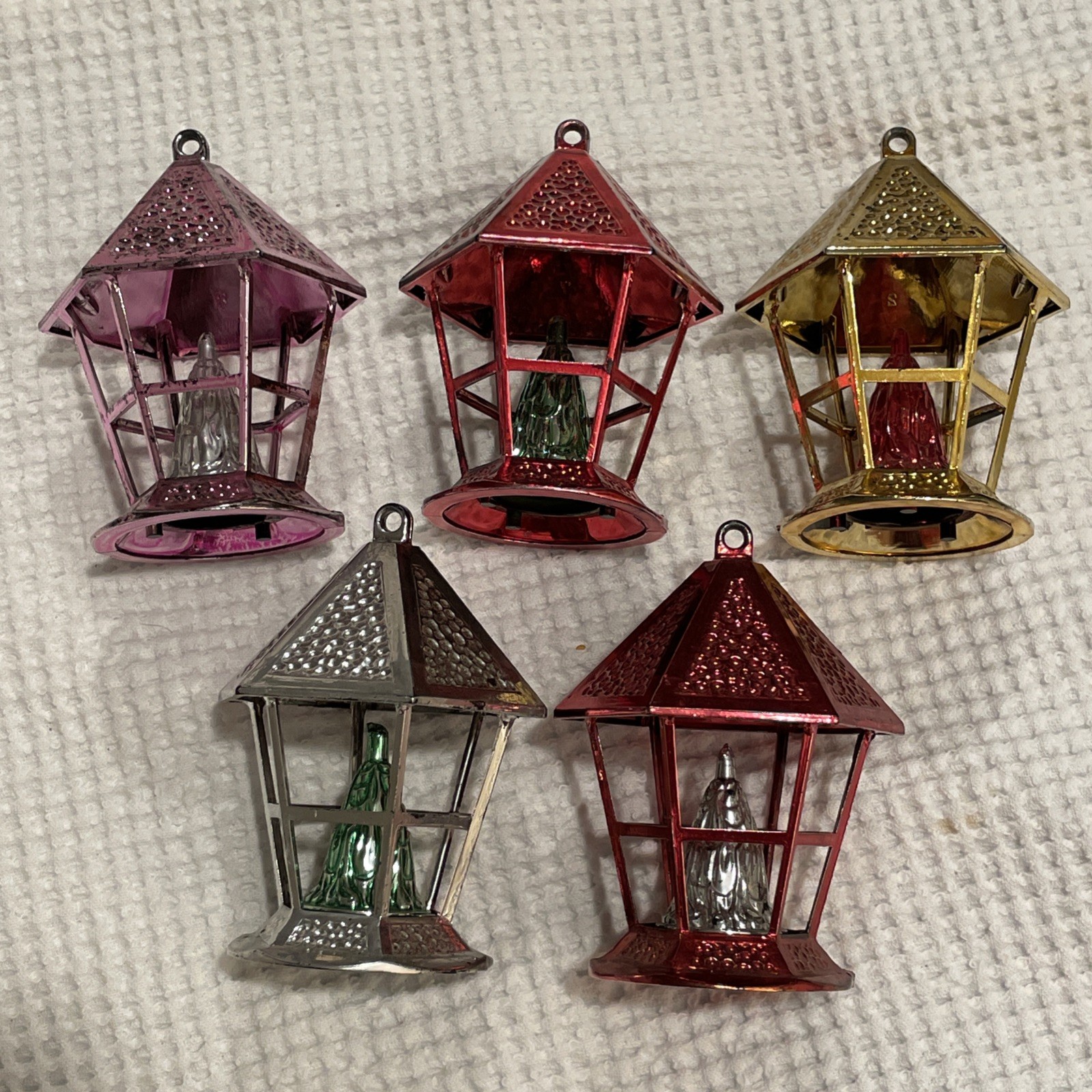 5 VTG Bradford Jewelbrite Caroler’s Lamps Lanterns Ornaments Unbreakable