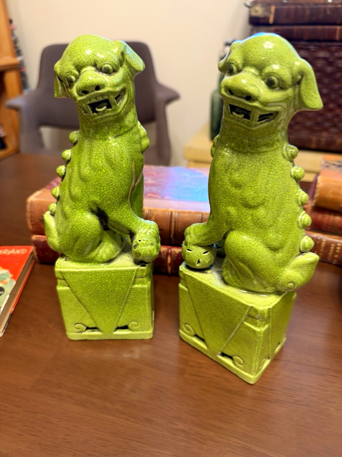 Green Crackle Glaze Ceramic Foo Dog Figurines Pair/Vintage Green Crackle Glaze Ceramic Foo Dog Figurines Pair/Vintage