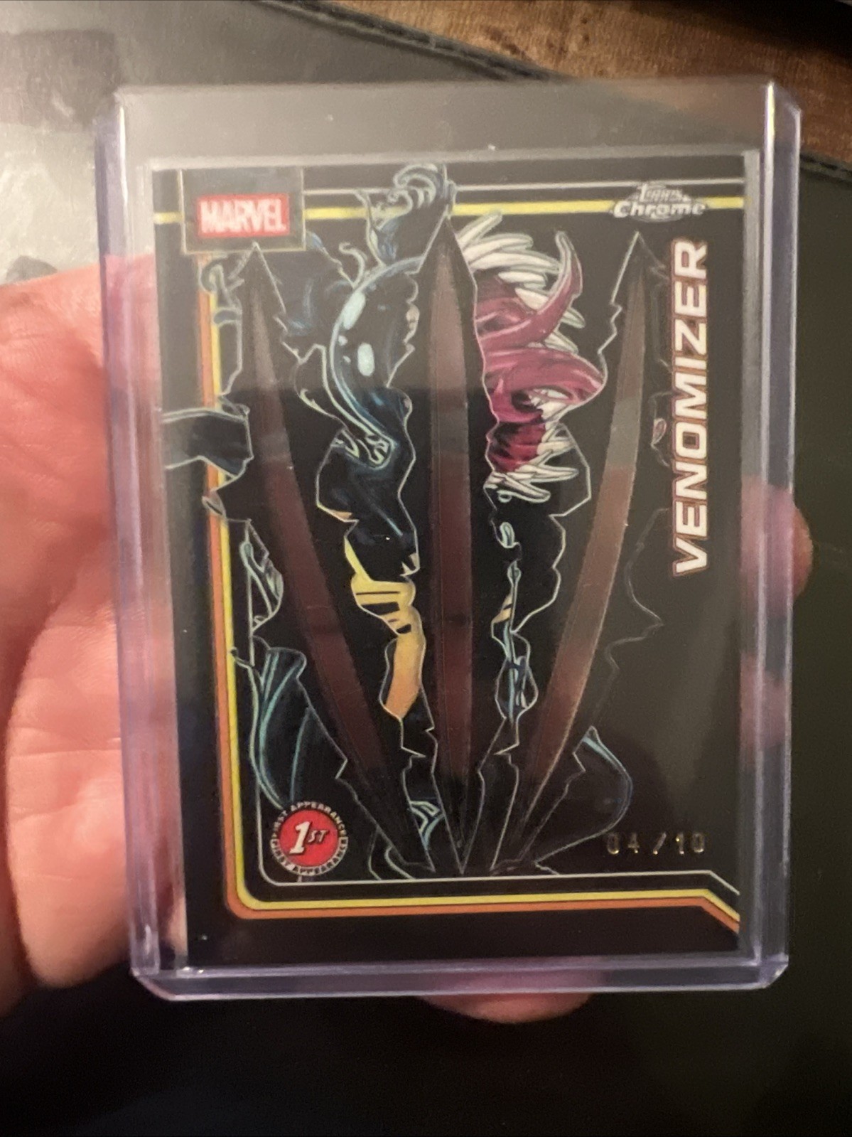 2026 Topps Chrome Marvel Venomizer #188 Clawed Variation Black 4/10 Case Hit SSP