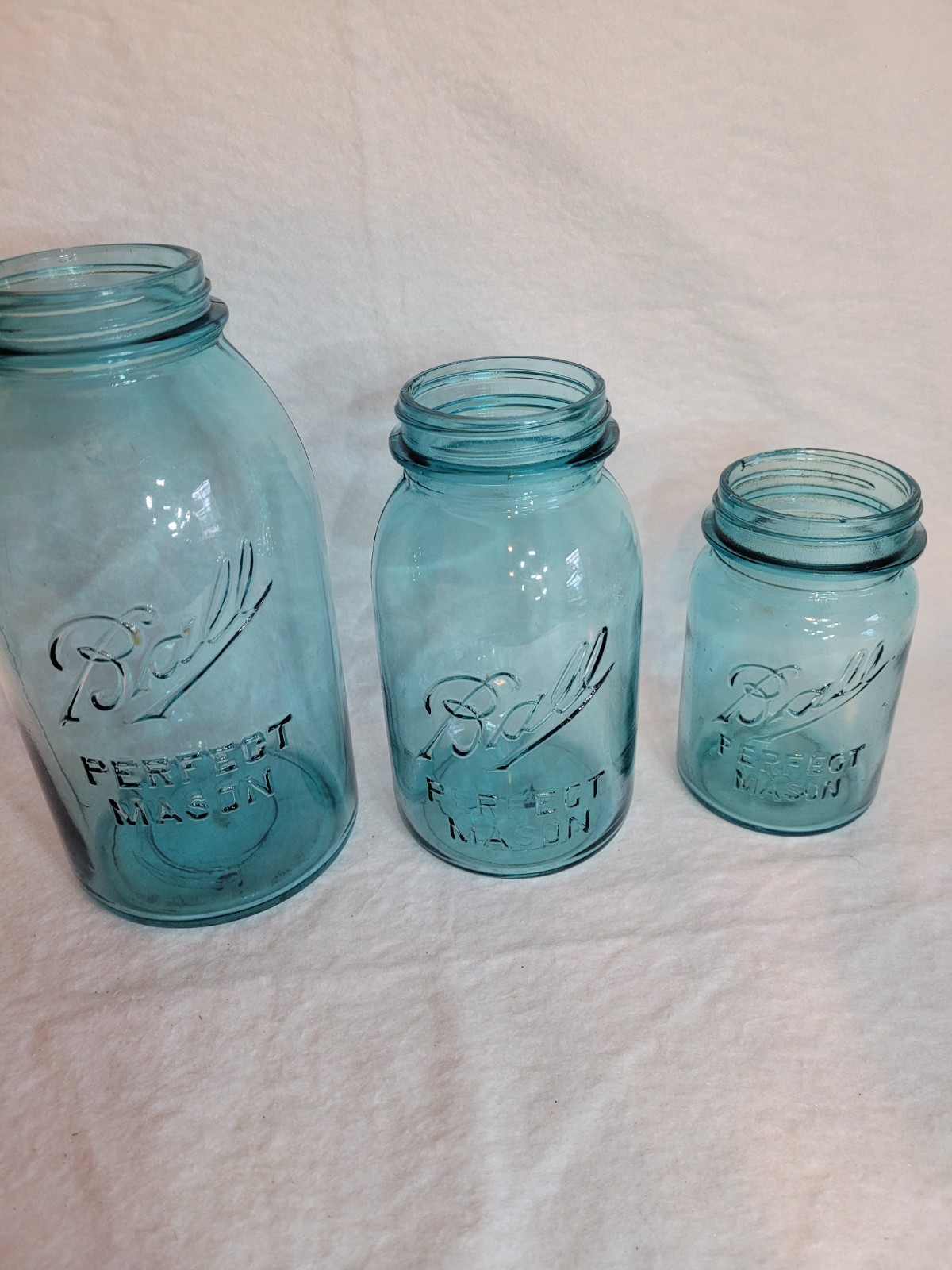 Antique Ball Blue Mason Jar Set Of Three With Zinc/Milk Glass Lids Antique Ball Blue Mason Jar Set Of Three With Zinc/Milk Glass Lids